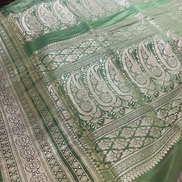 Vintage Banarasi Saree 901