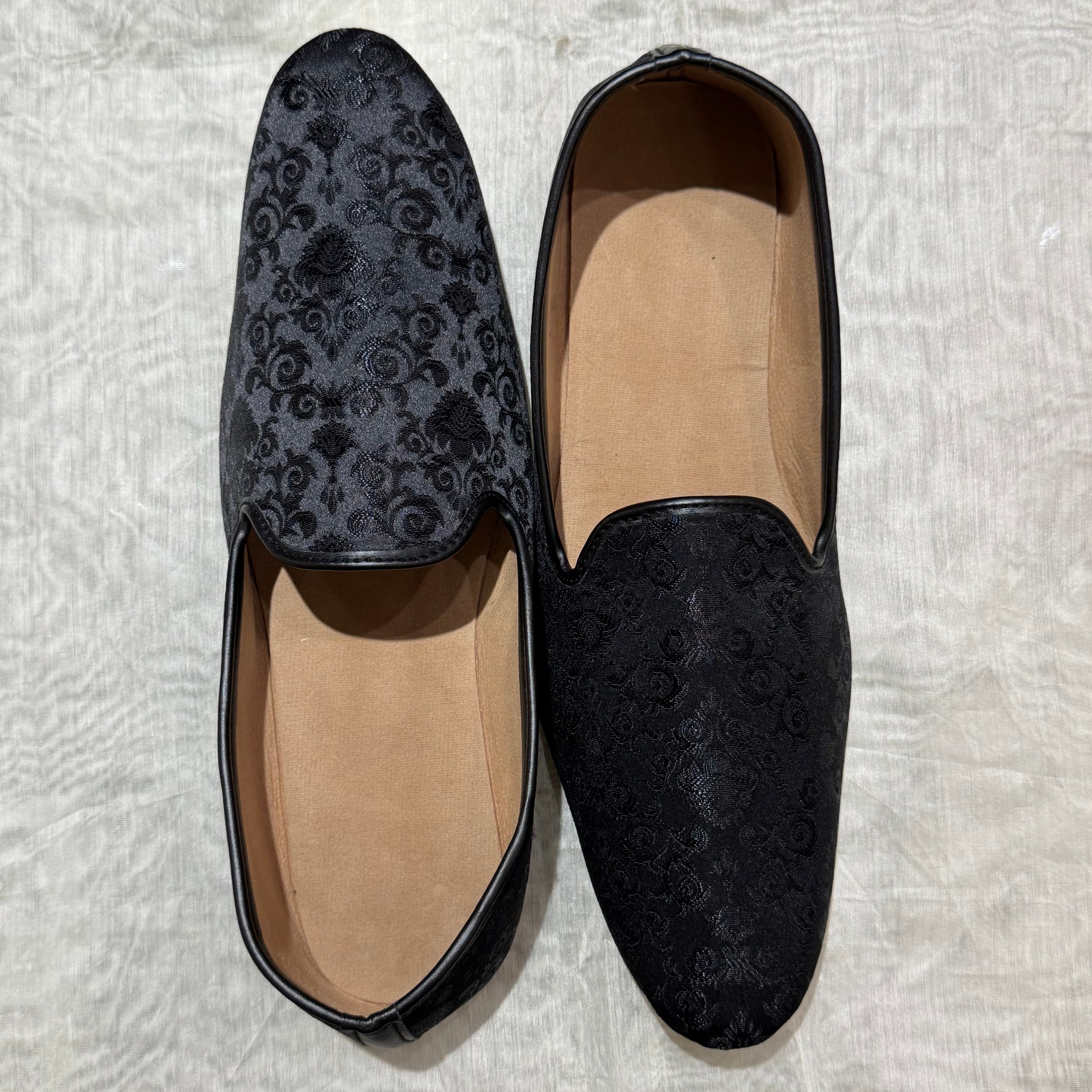 Black Scroll Loafer