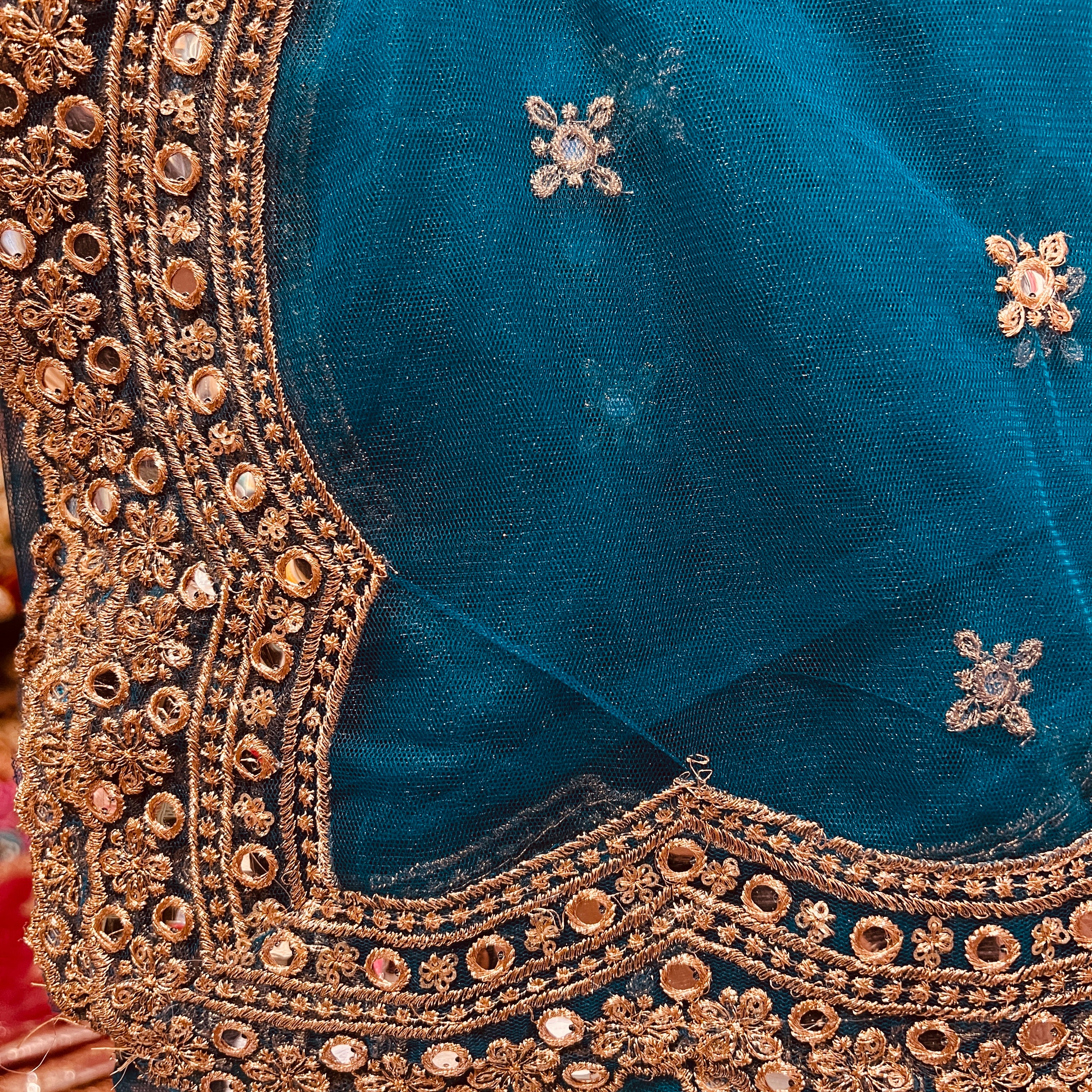 DT Gold Scallop Embroidered Dupatta - Vintage India NYC