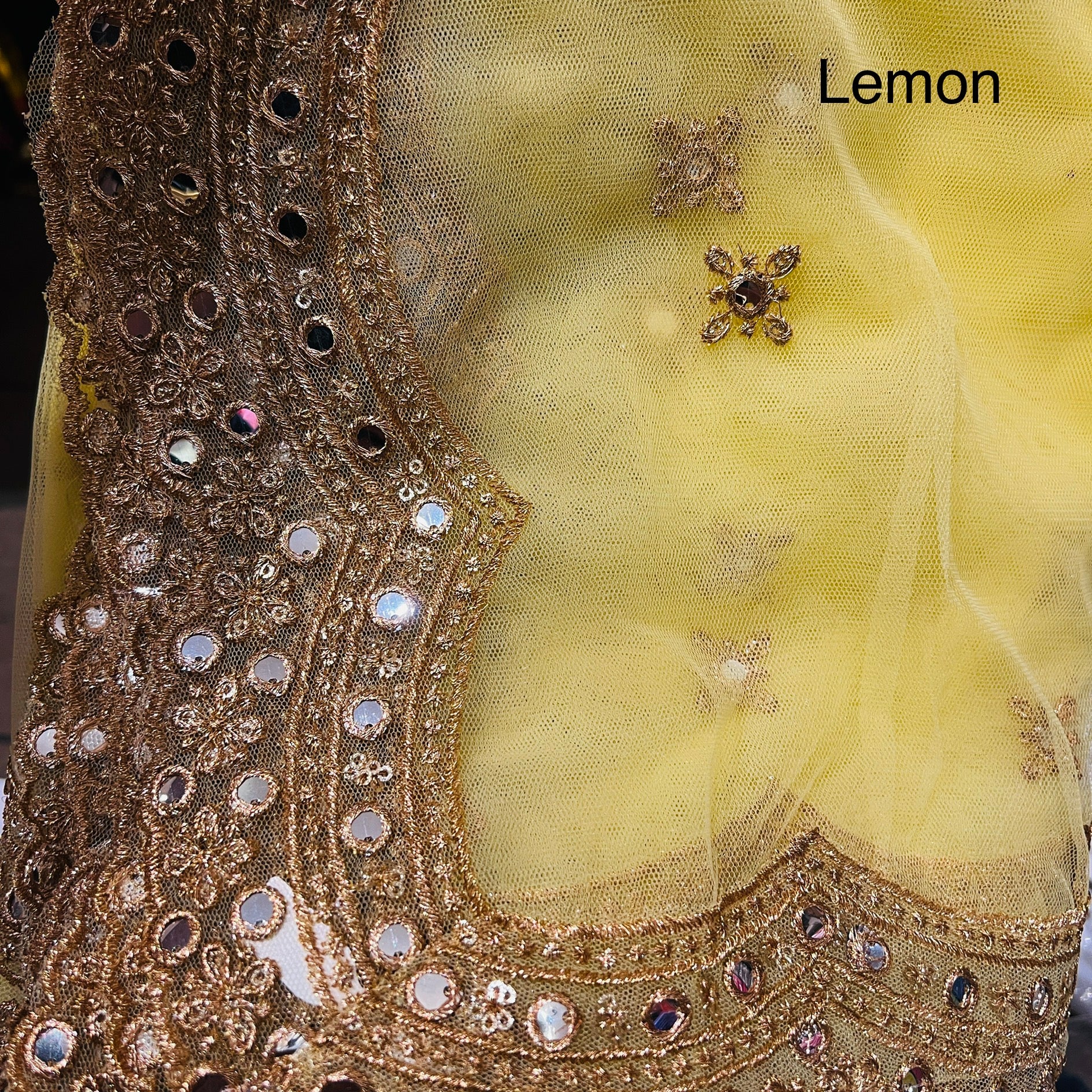DT Gold Scallop Embroidered Dupatta - Vintage India NYC