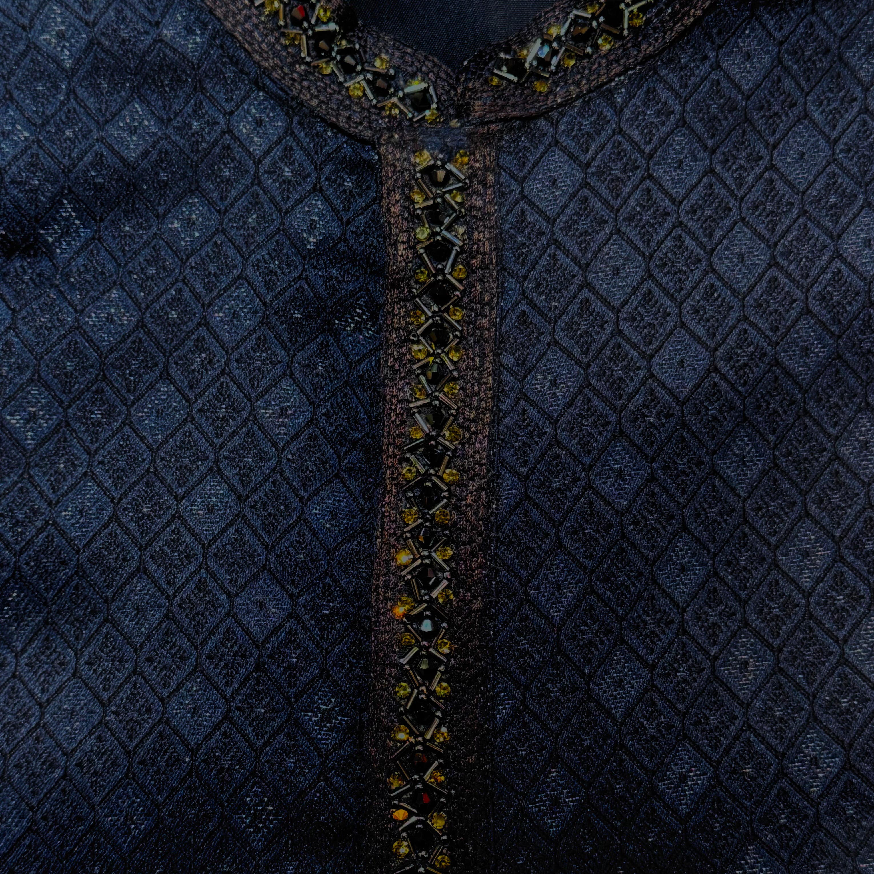 Small Diamond Buta Kurta - Vintage India NYC