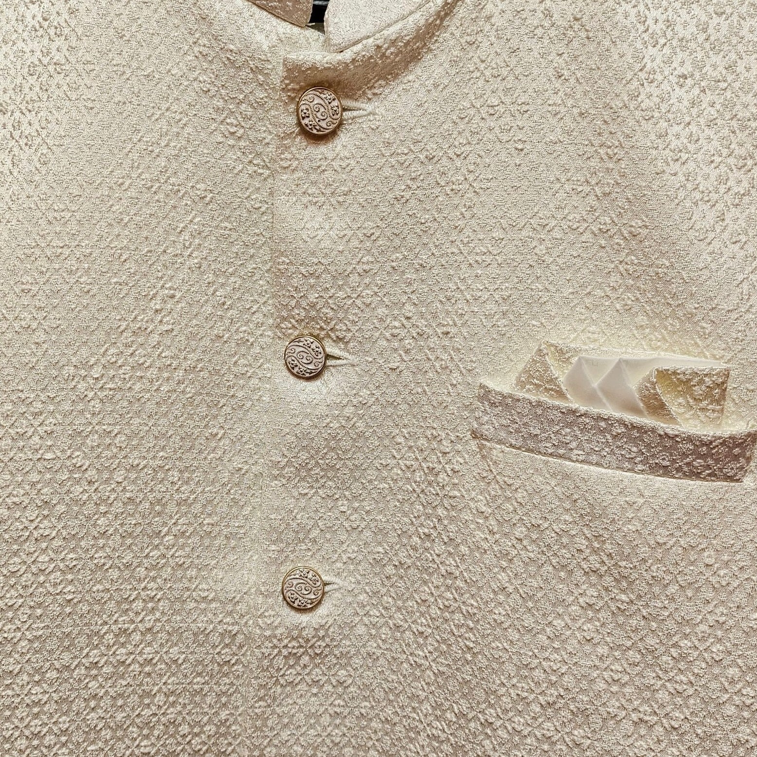 YD Off White Jacquard Vest - Vintage India NYC
