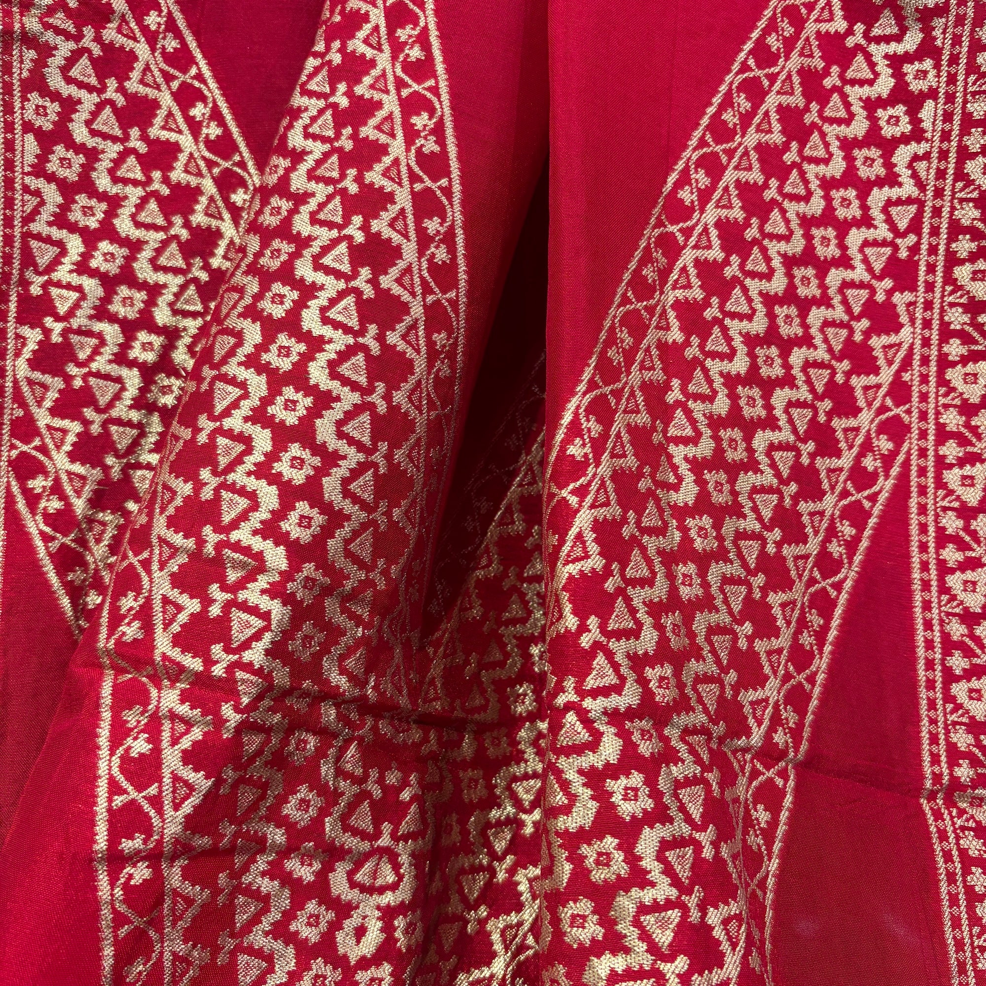 Hot Pink Georgette Banarasi Brocade Dupatta
