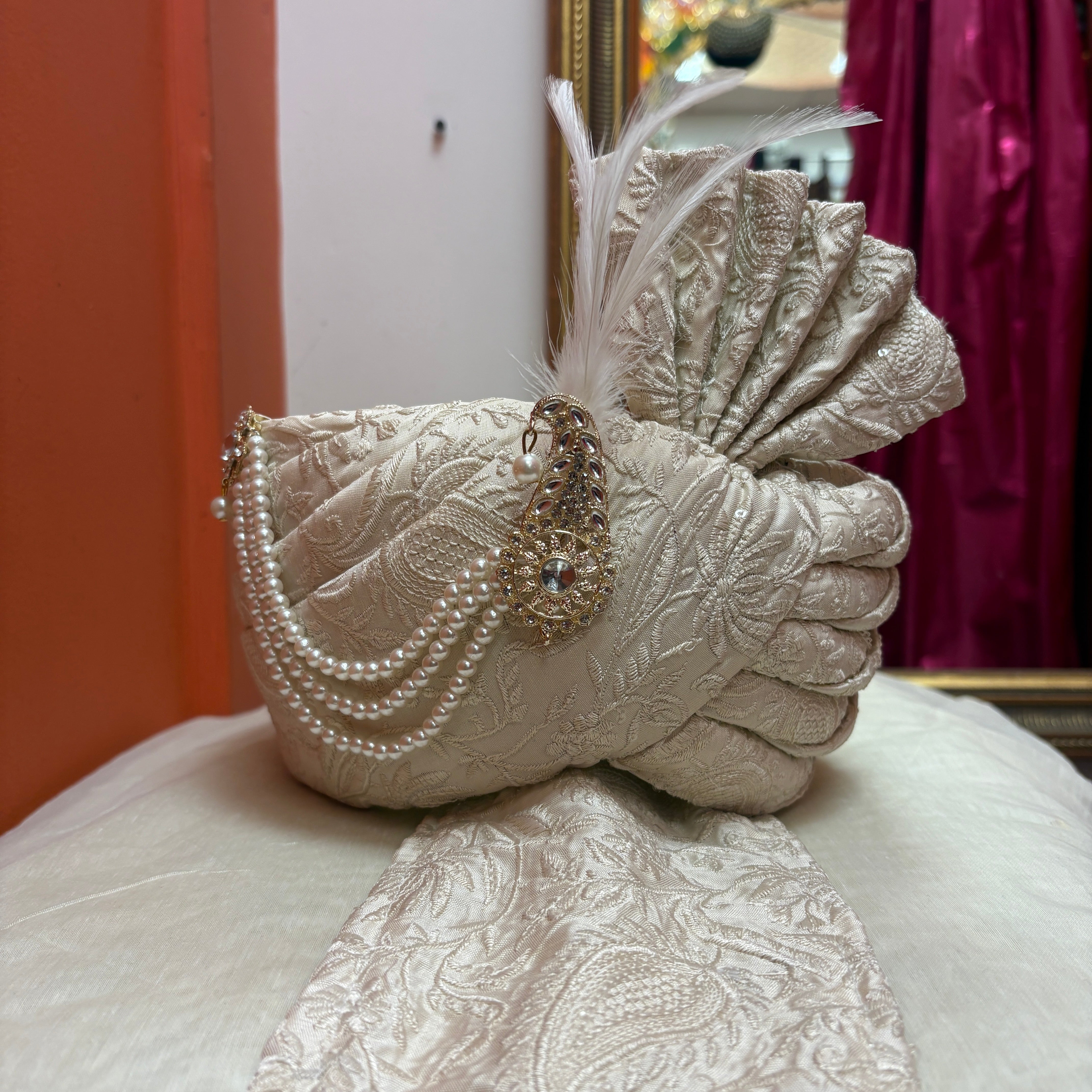 YD Ivory Embroidered Pagadi Turban - Vintage India NYC