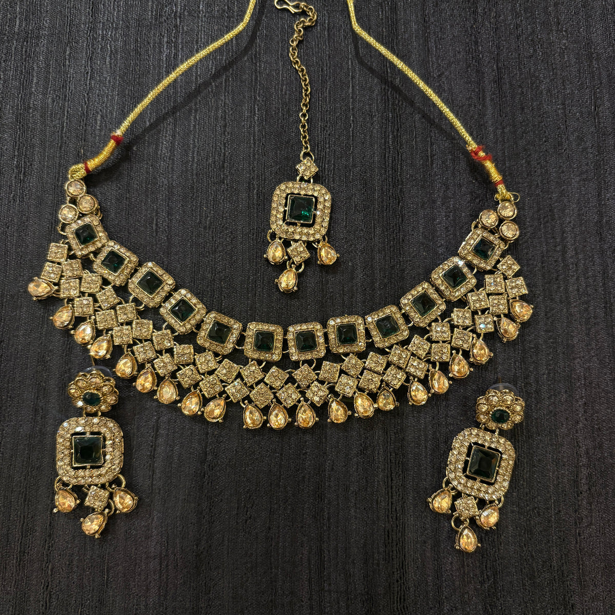 DT Gold Square Stone Necklace Set