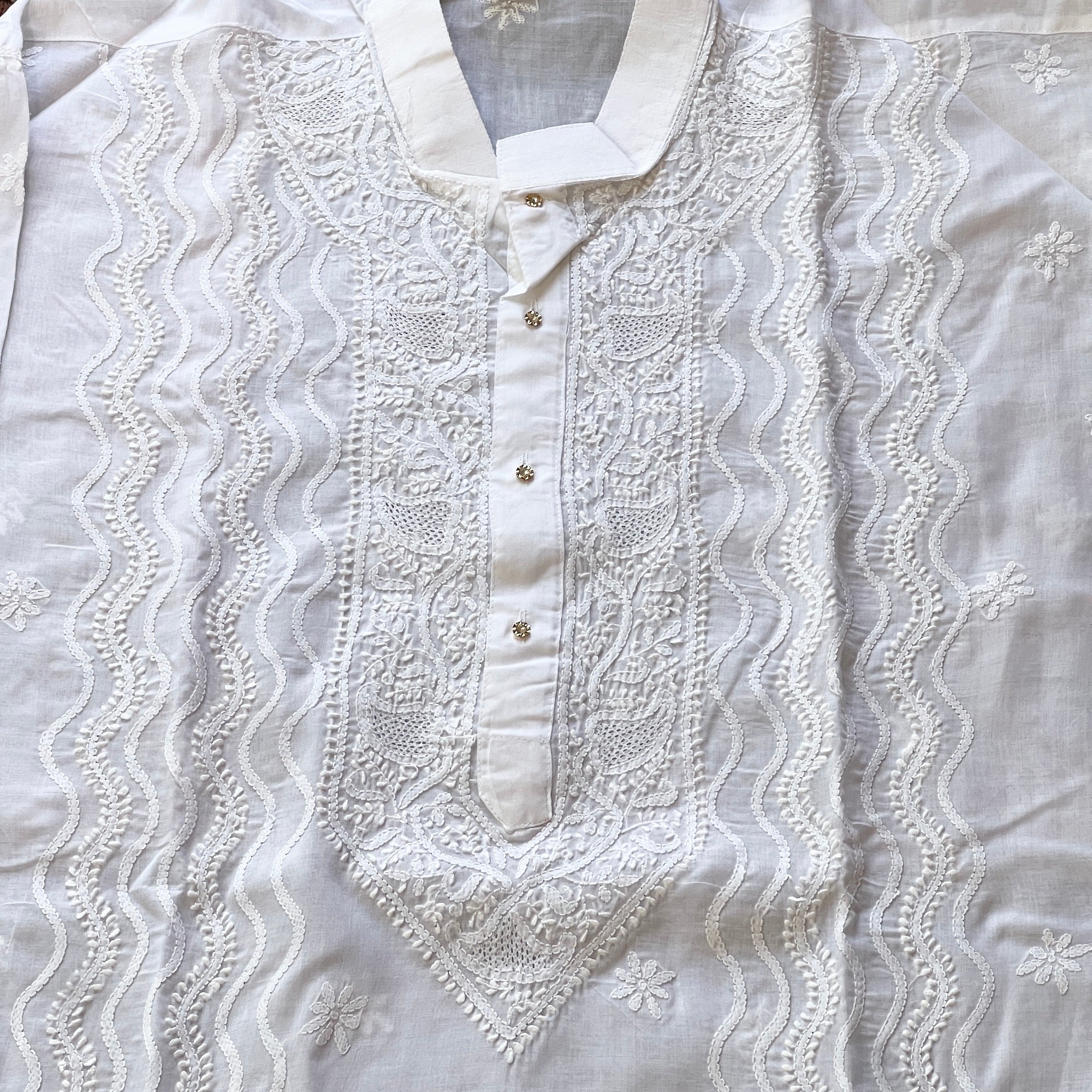 LH Hand Embroidered White Kurtas- 1042 Wave - Vintage India NYC