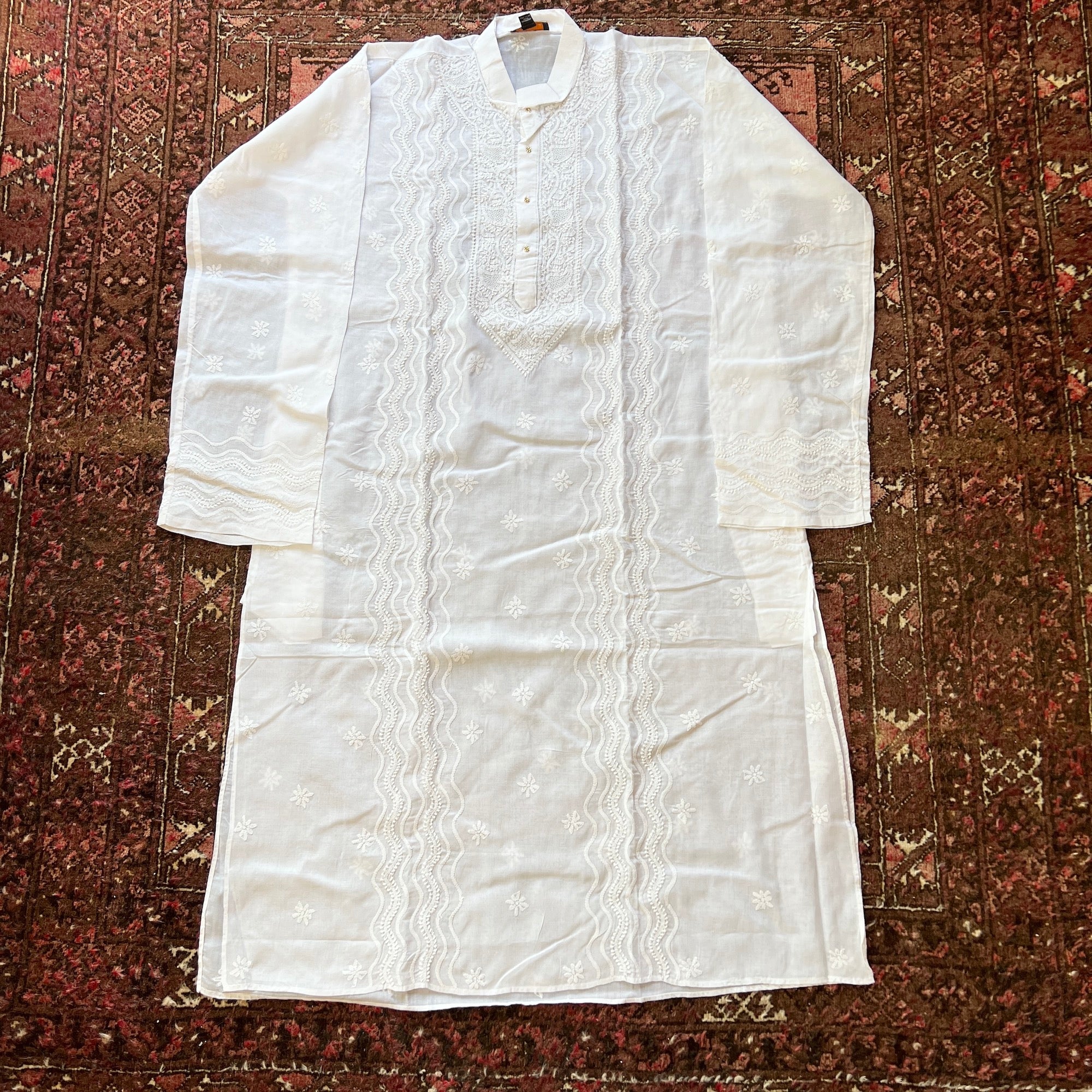 LH Hand Embroidered White Kurtas- 1042 Wave - Vintage India NYC