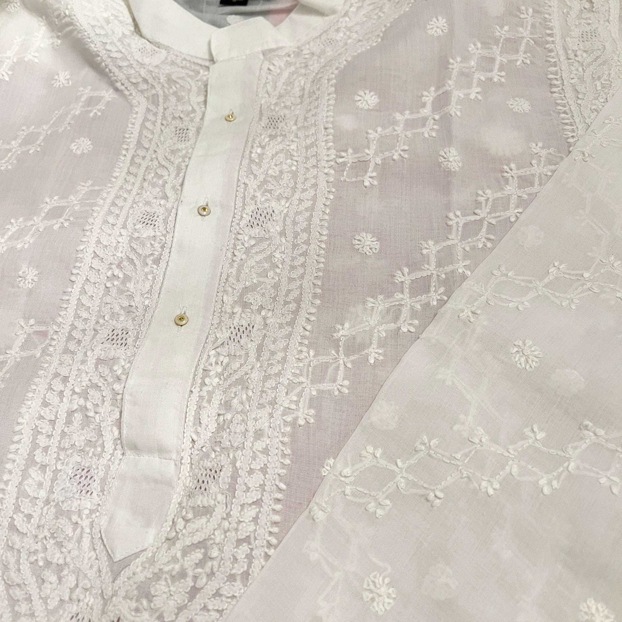 LH Hand Embroidered White Kurtas- Diagon - Vintage India NYC