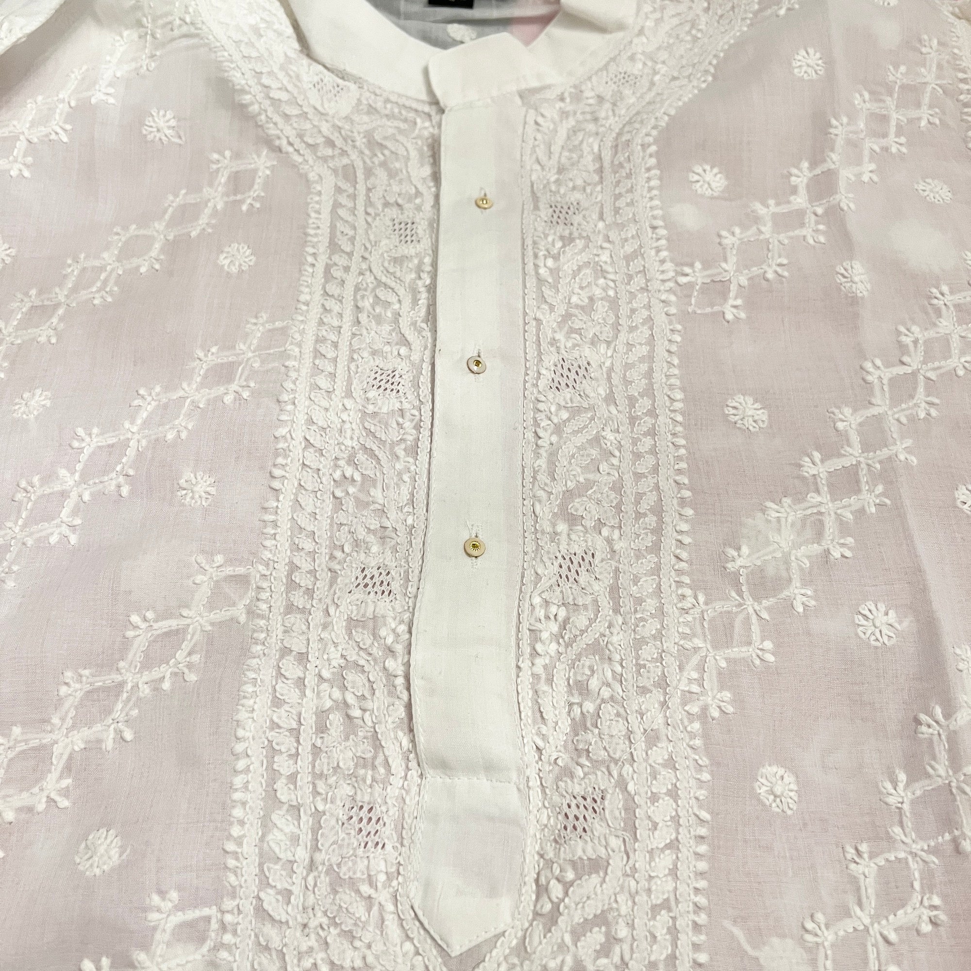 LH Hand Embroidered White Kurtas- Diagon - Vintage India NYC