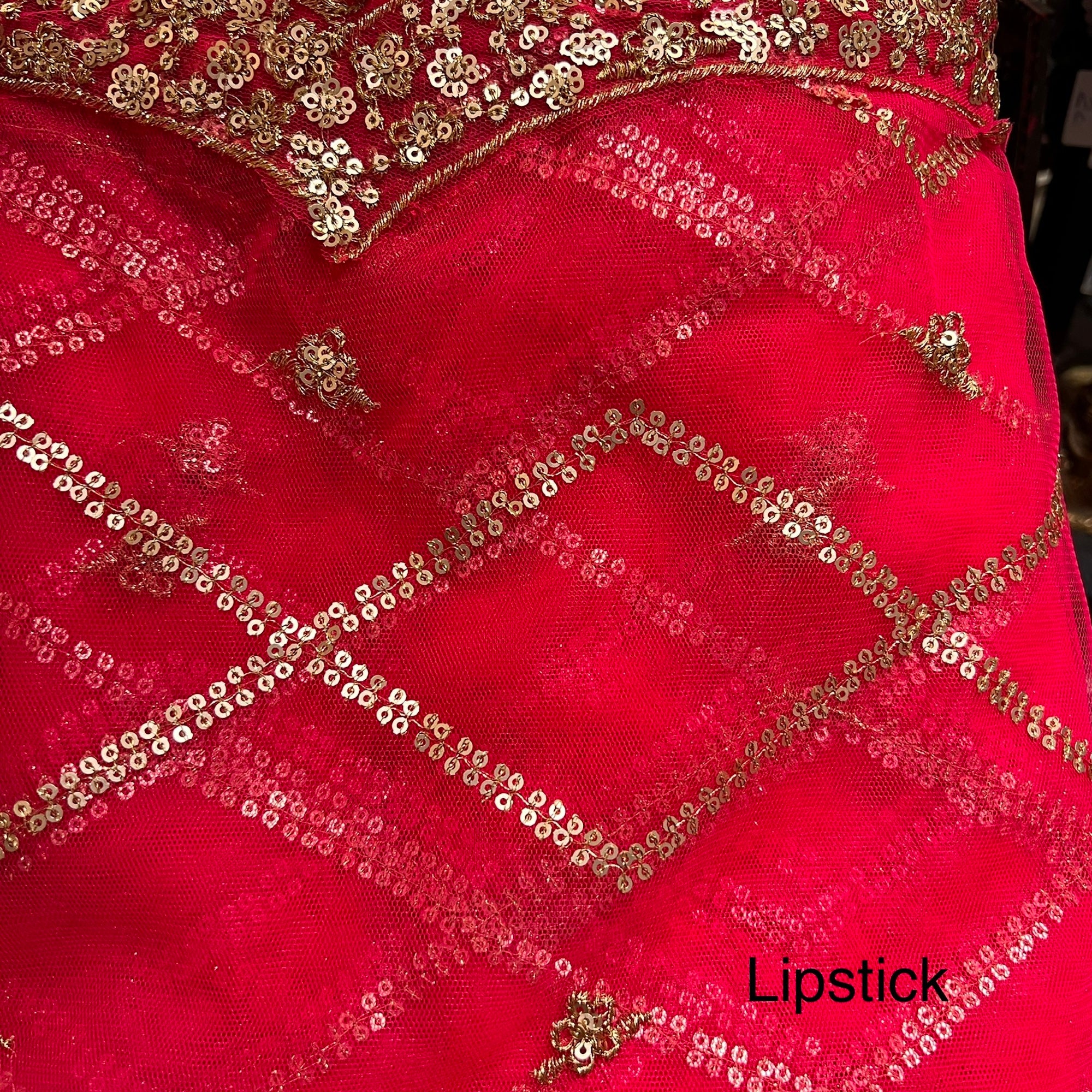 DT Gold Scallop Embroidered Dupatta - Vintage India NYC