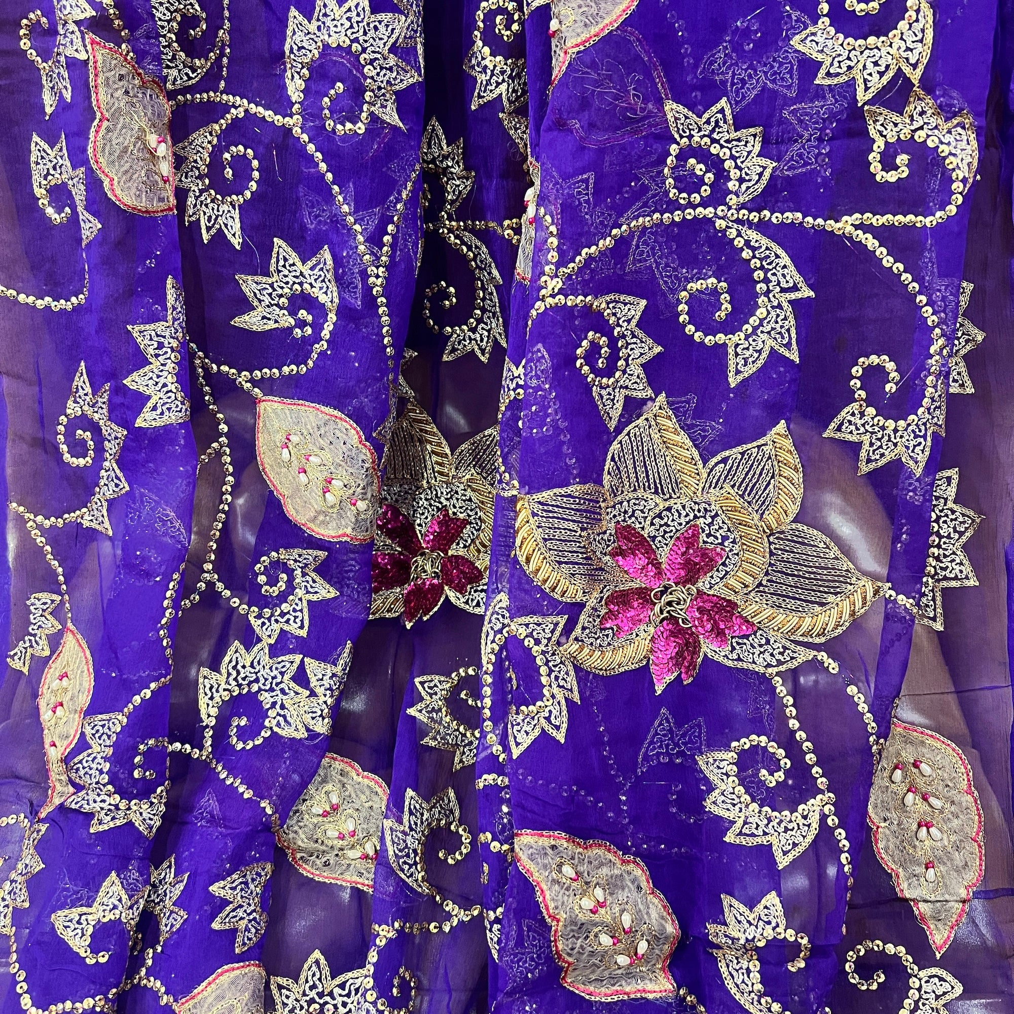 Violet Embroidered Zari Dupatta 9052 - Vintage India NYC