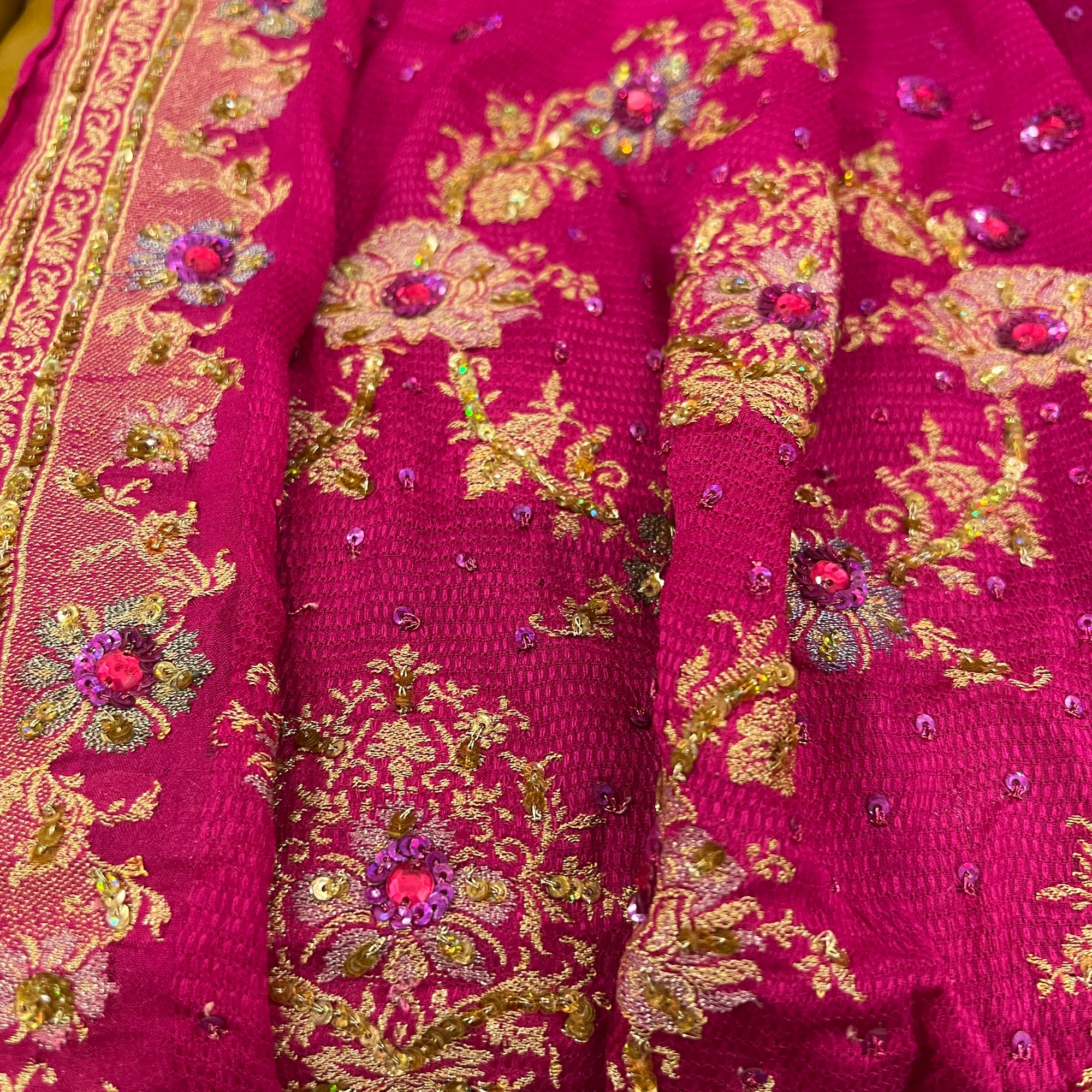 Rani Banarasi Embroidered Dupatta 9008 - Vintage India NYC