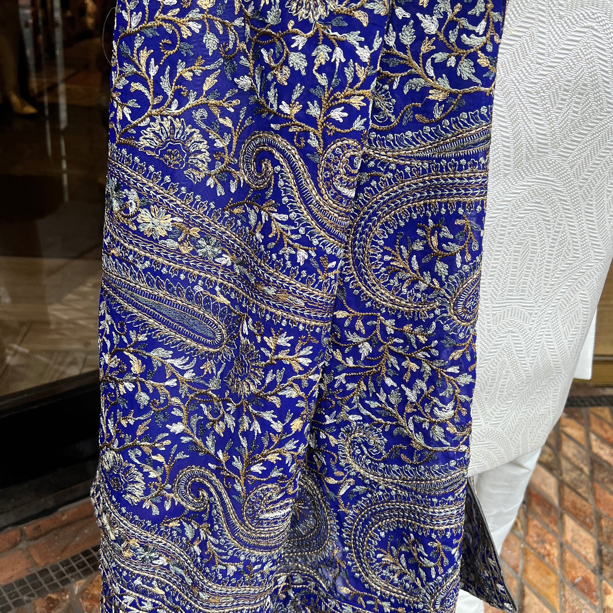 Mens Heavy Embroidered Dupatta-2 Colors