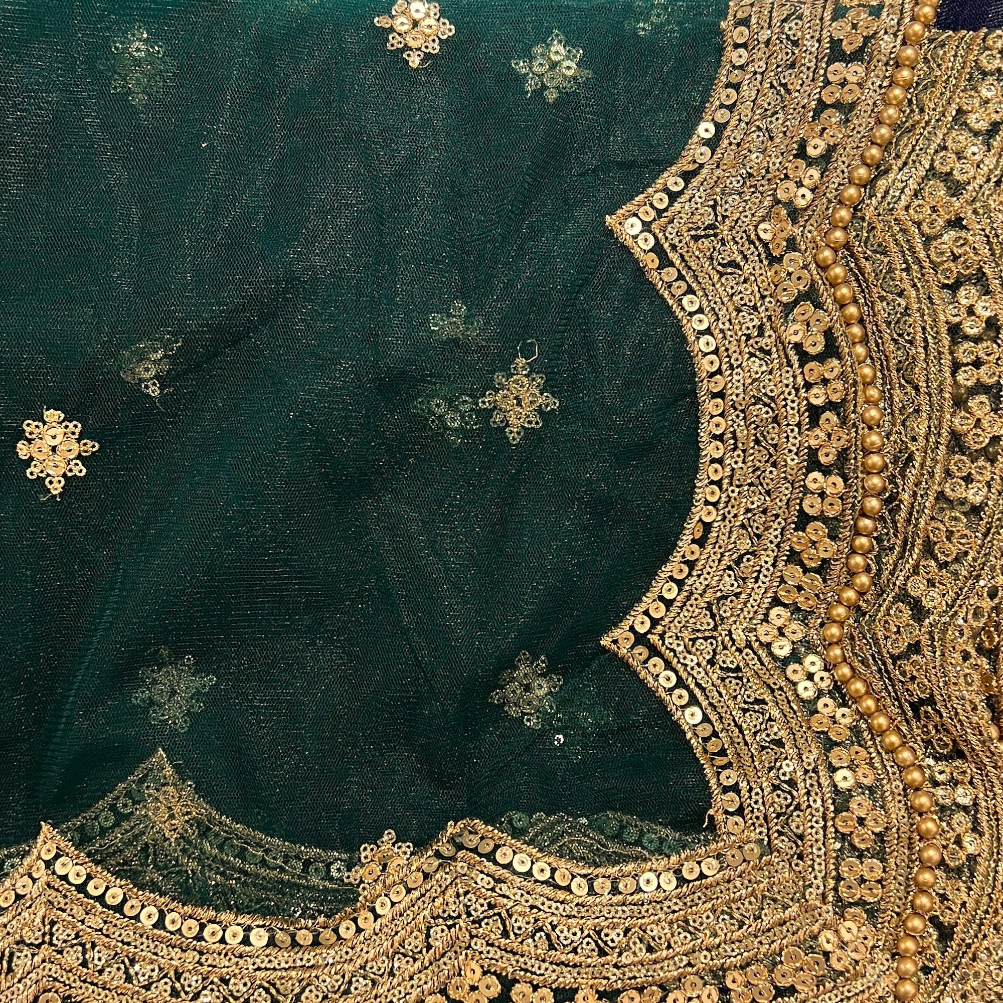 DT Gold Scallop Embroidered Dupatta - Vintage India NYC
