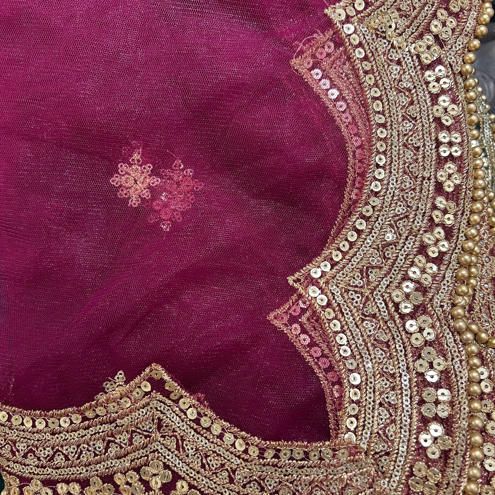DT Gold Scallop Embroidered Dupatta - Vintage India NYC