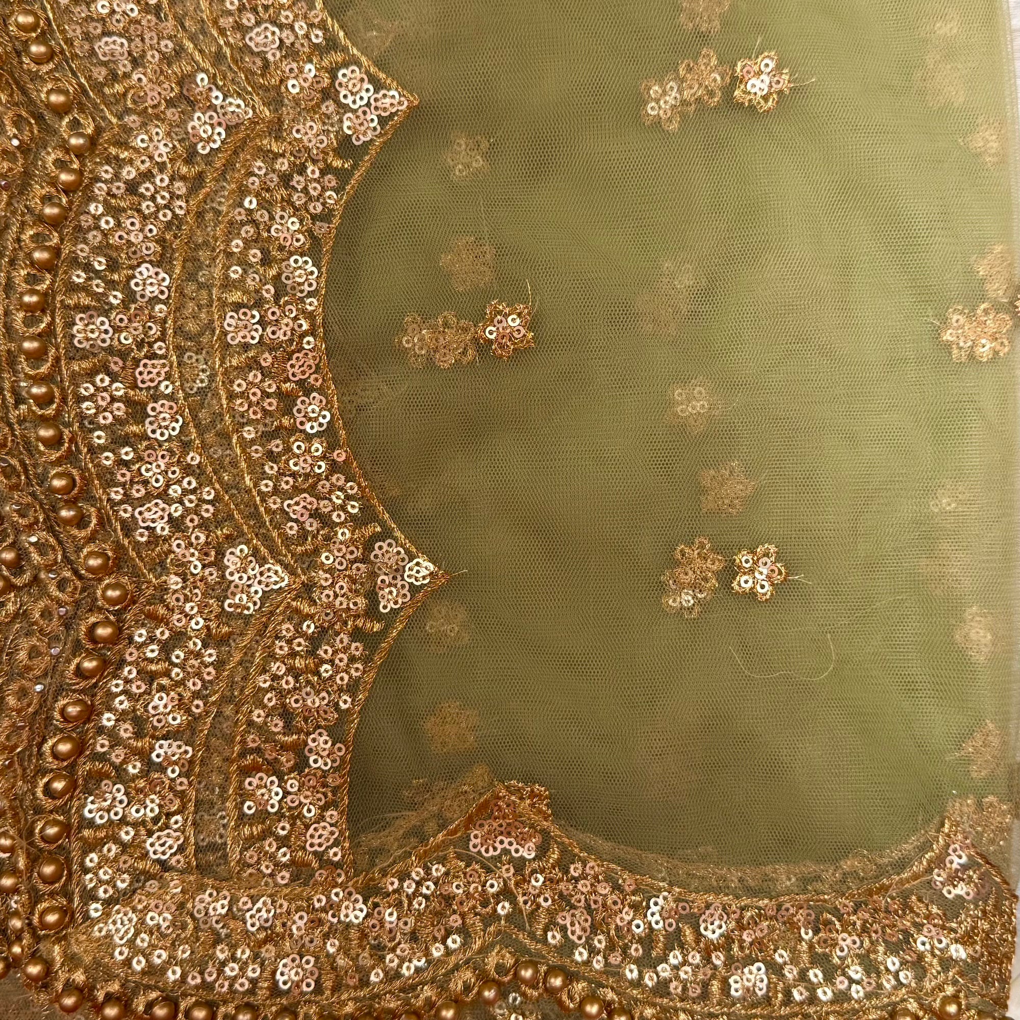 DT Gold Scallop Embroidered Dupatta - Vintage India NYC