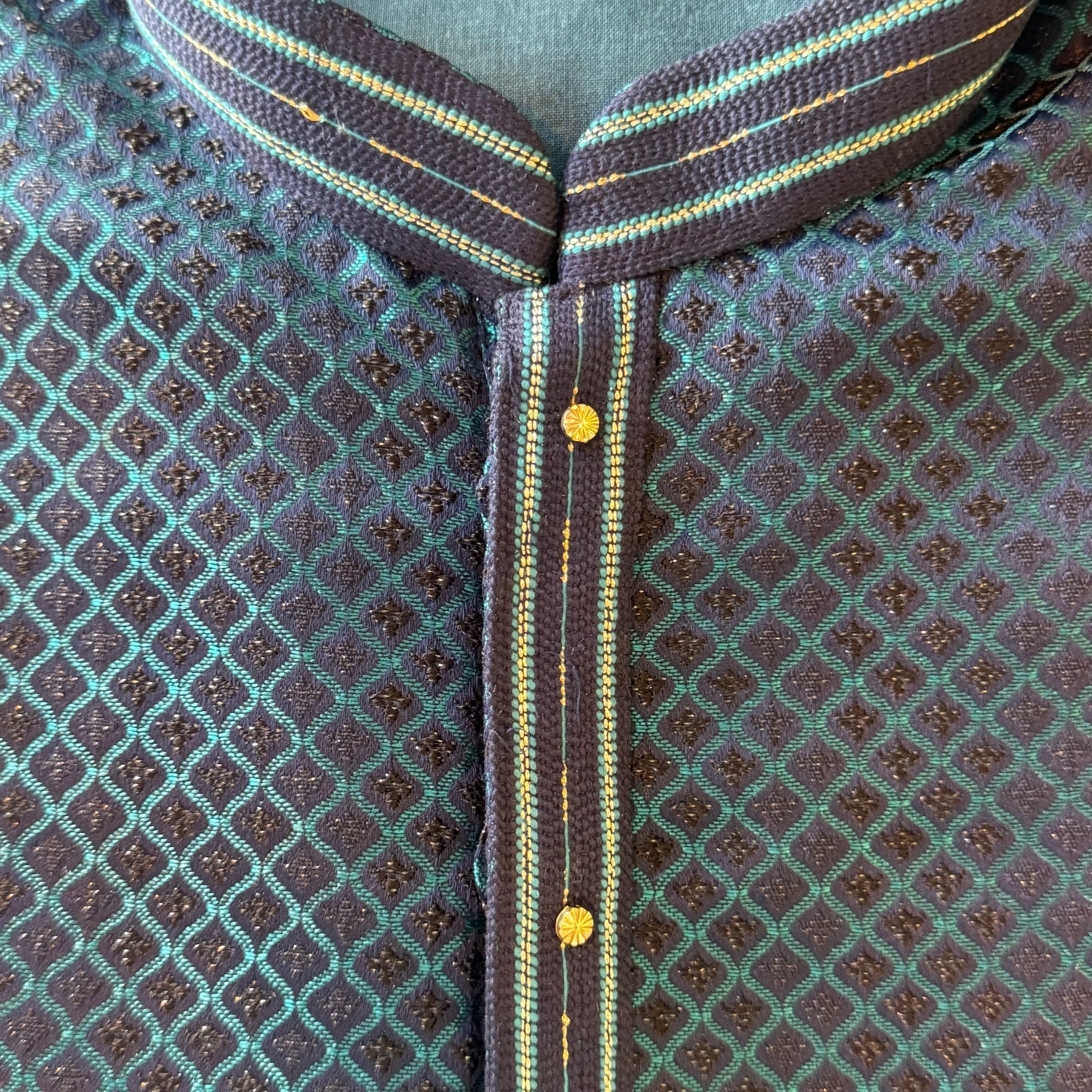 Small Ogee Brocade Kurta Set-Colors - Vintage India NYC