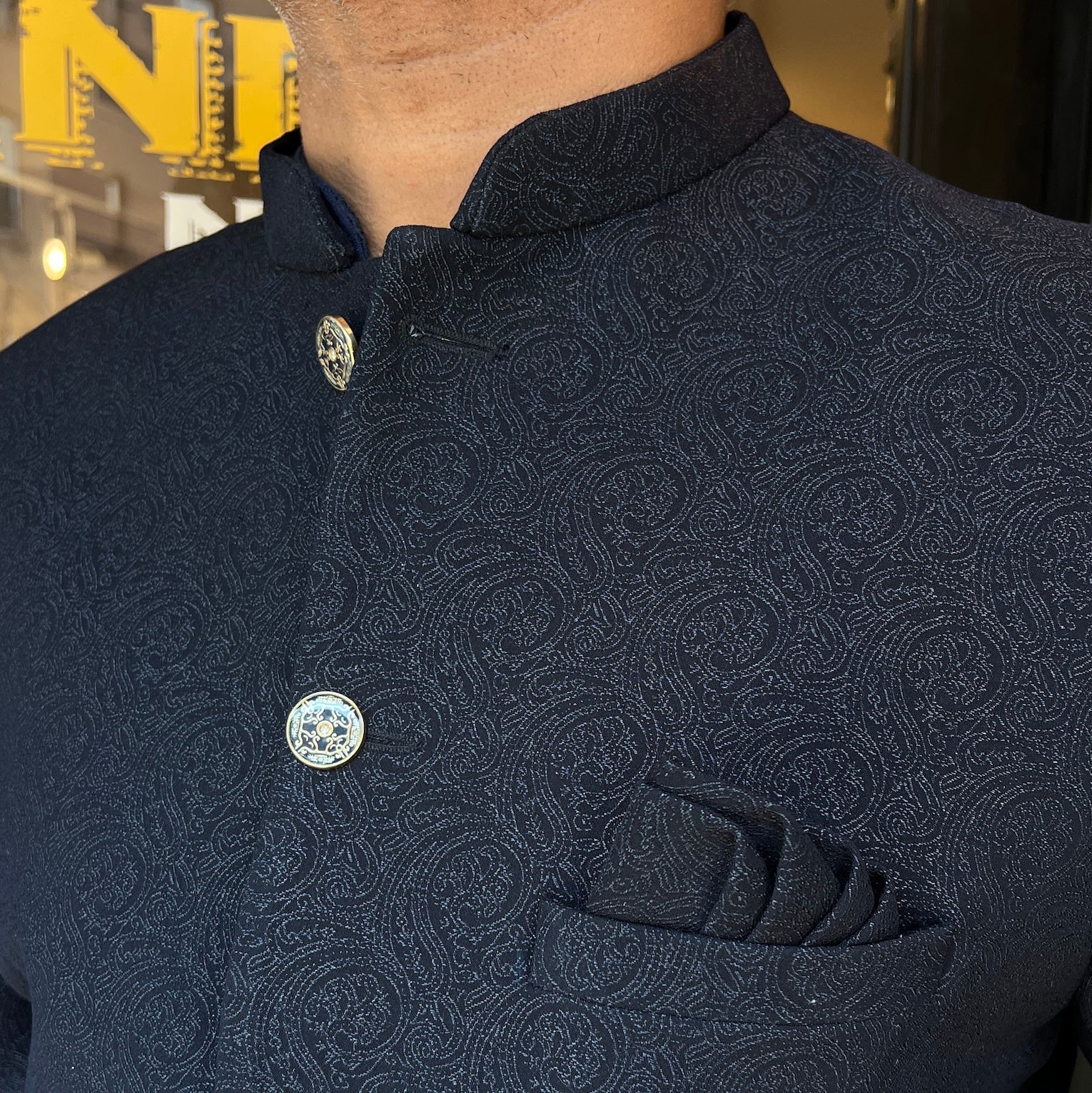 Round Paisley Vest -Colors
