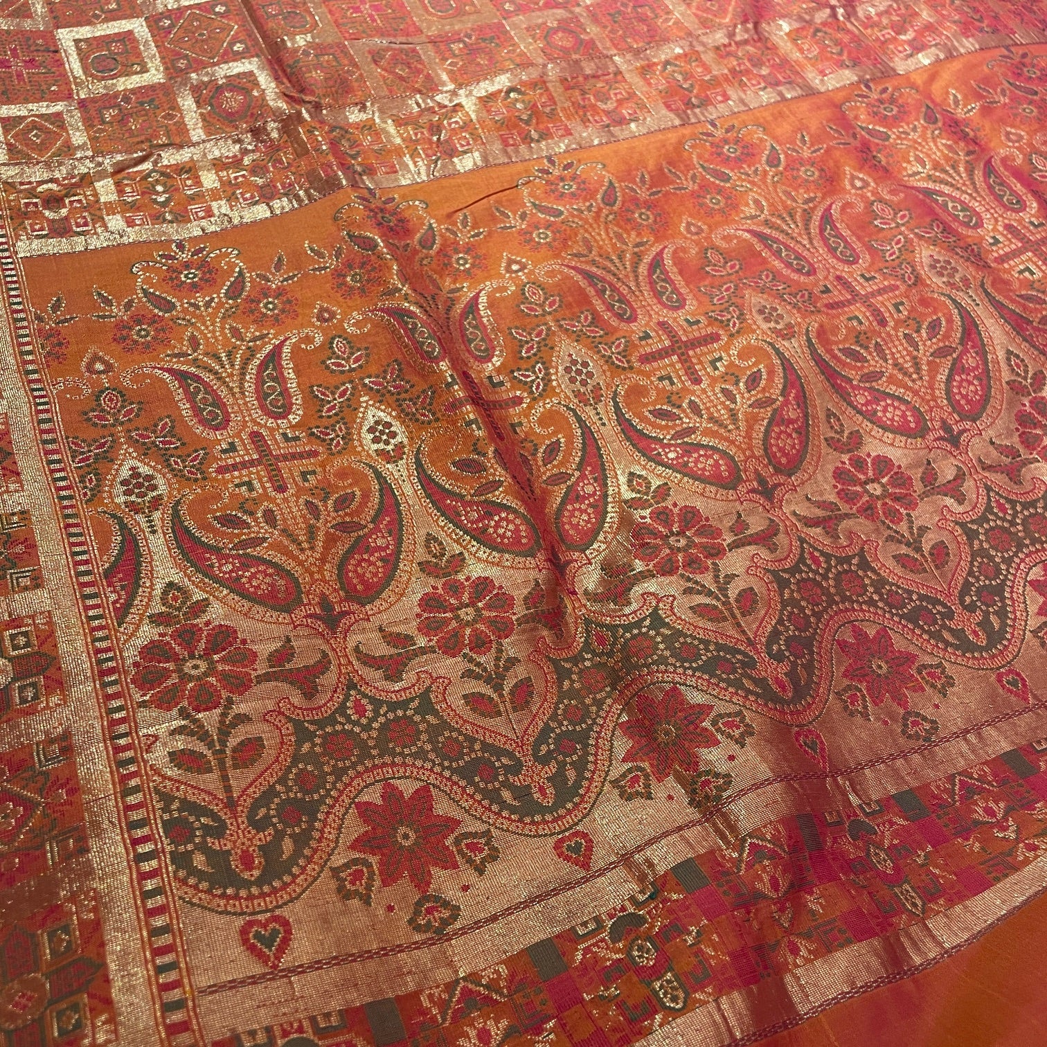Vintage Banarasi Saree 2401 - Vintage India NYC