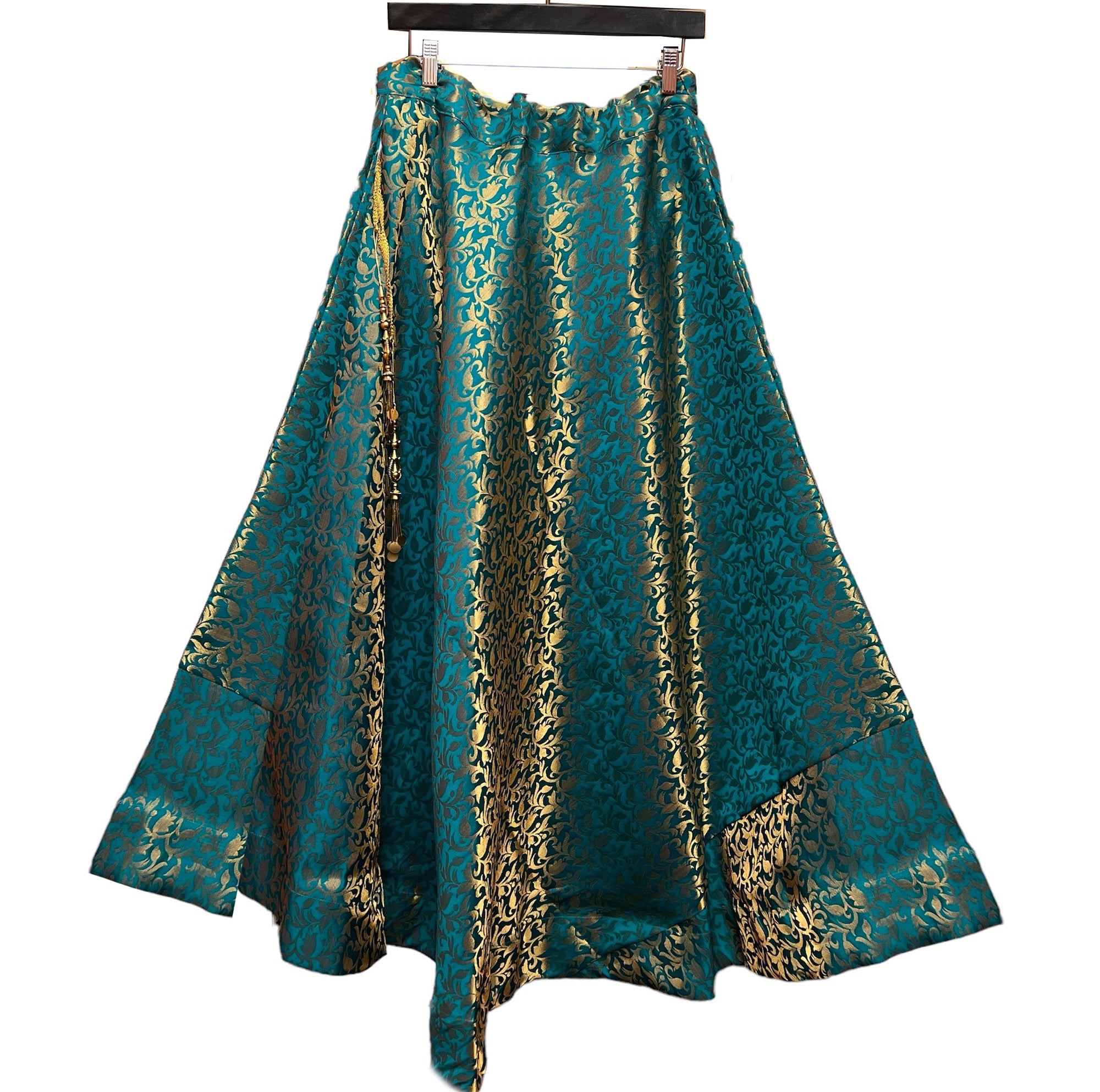 DT Vine Brocade Lehengas-Many Colors - Vintage India NYC