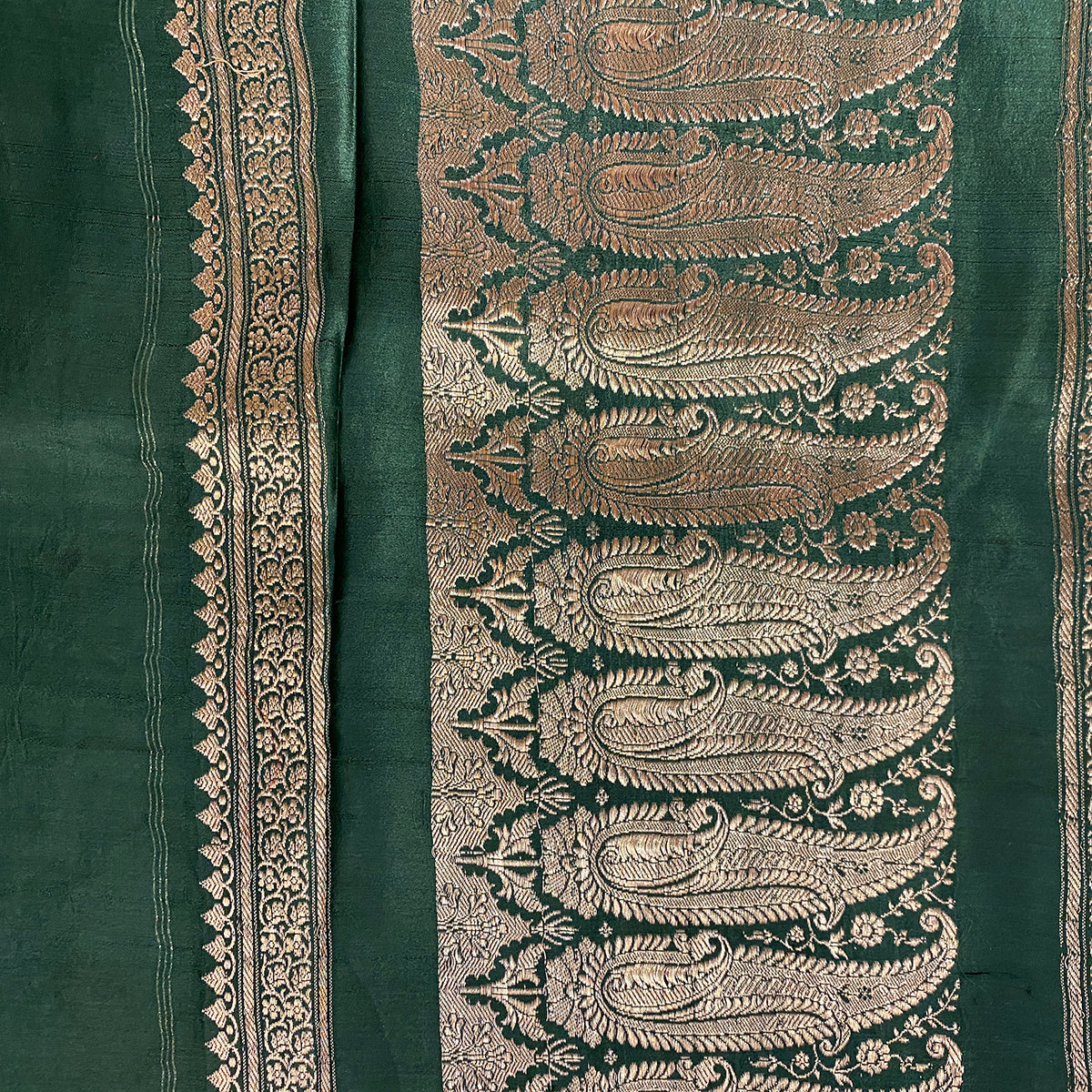 Vintage Banarasi Saree 217 - Vintage India NYC