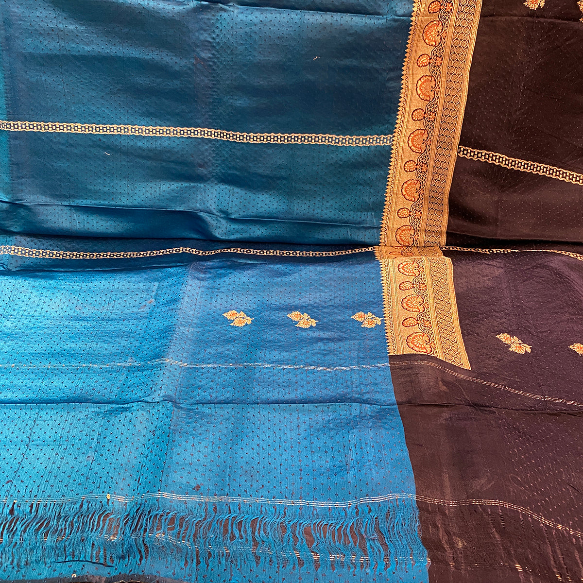 Vintage Banarasi Saree 232 - Vintage India NYC