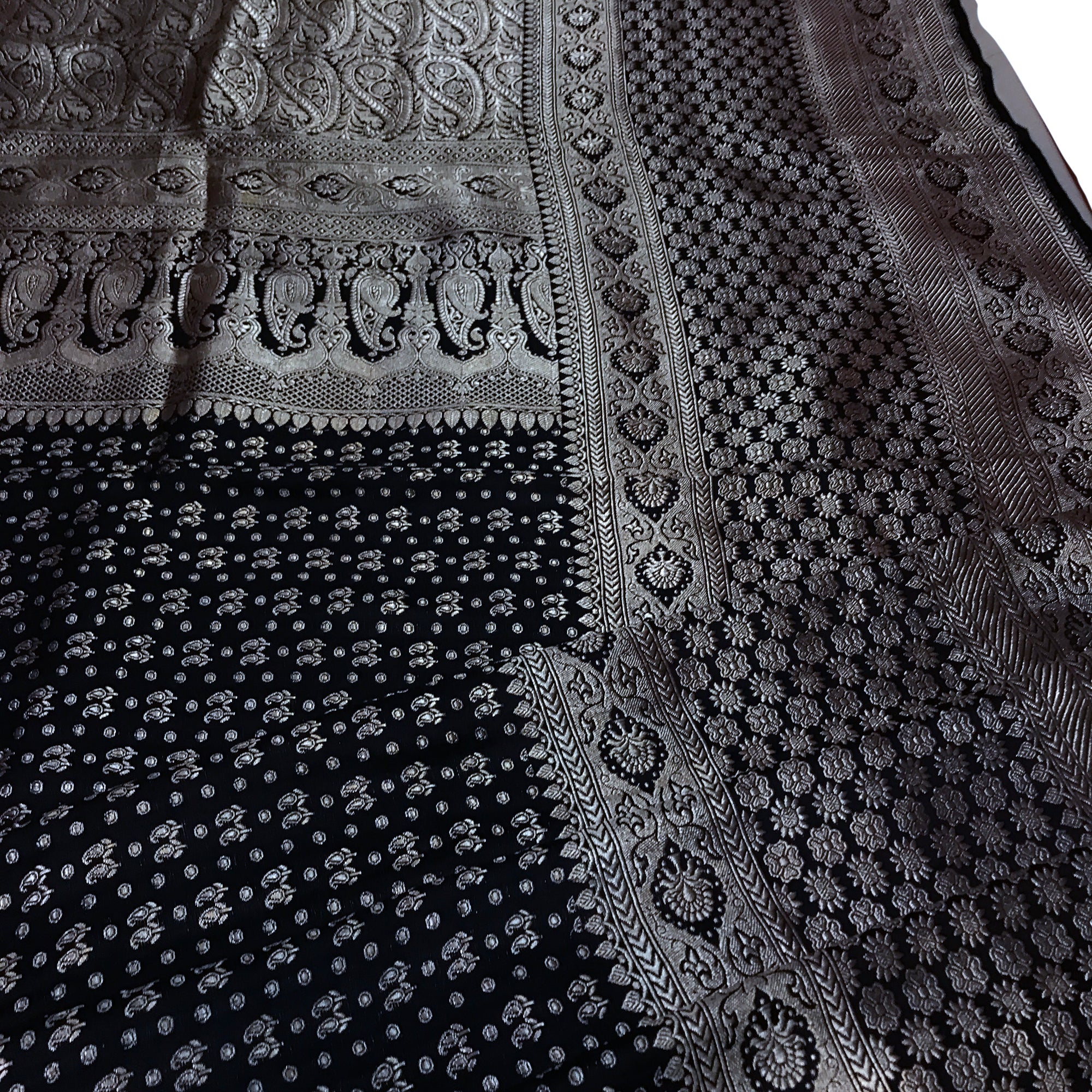 Vintage Banarasi Saree 305 - Vintage India NYC