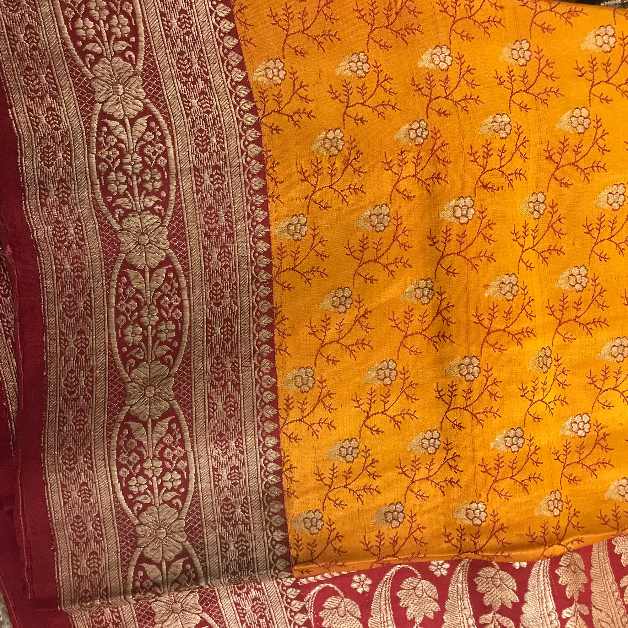Vintage Banarasi Saree 322 - Vintage India NYC