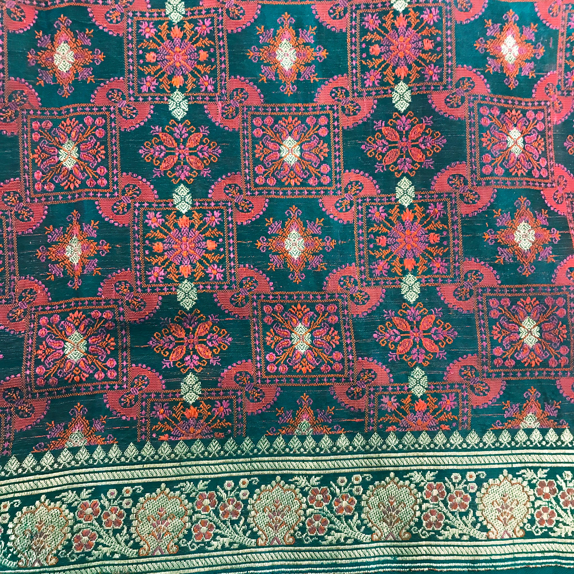 Vintage Banarasi Saree 324 - Vintage India NYC