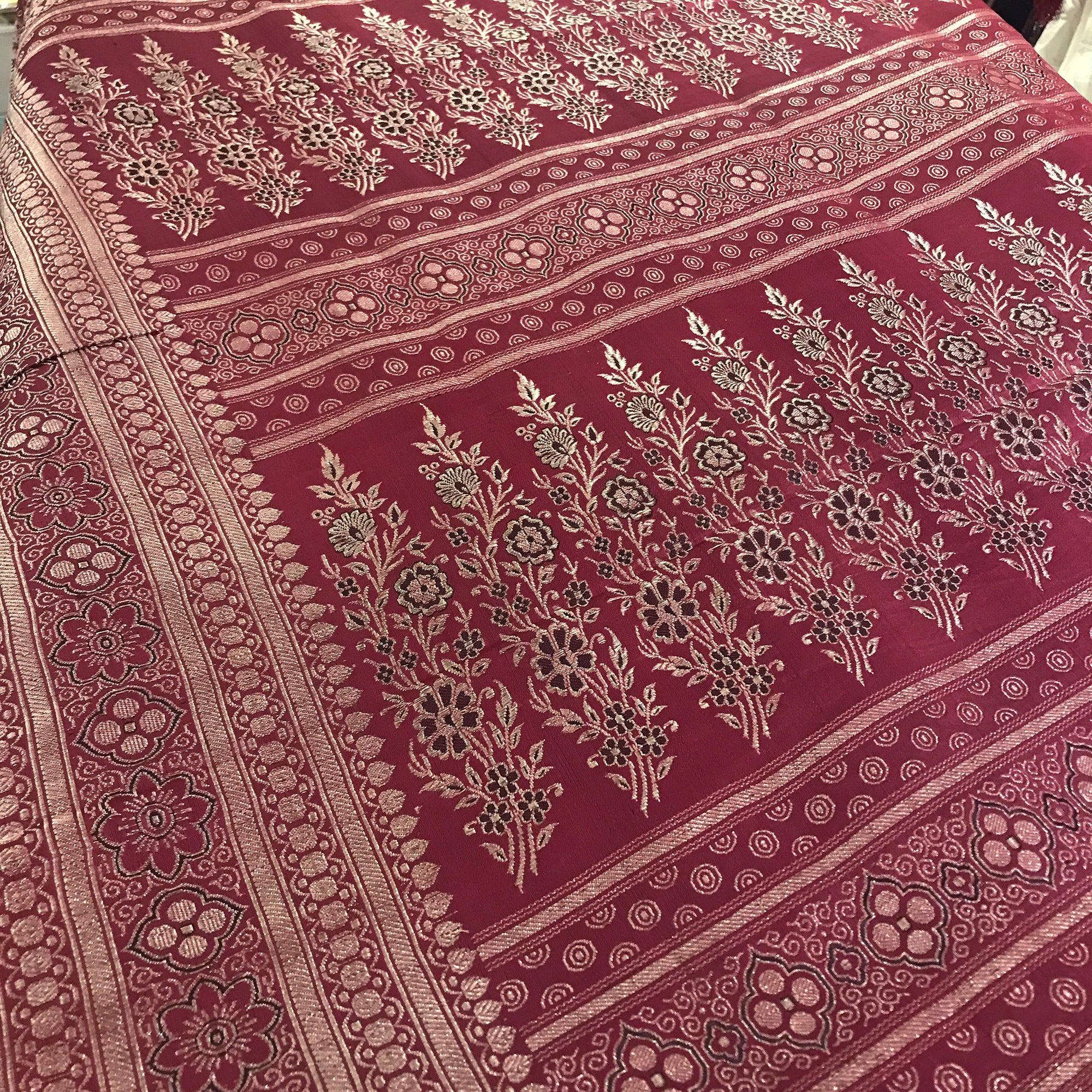 Vintage Banarasi Saree 331 - Vintage India NYC