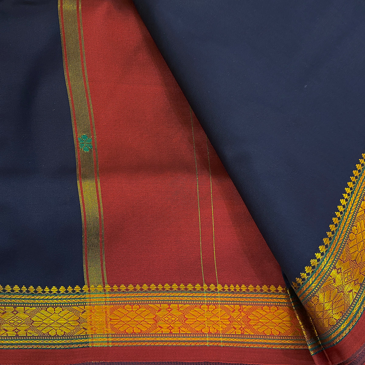 AR Saree with Brocade Border - Vintage India NYC