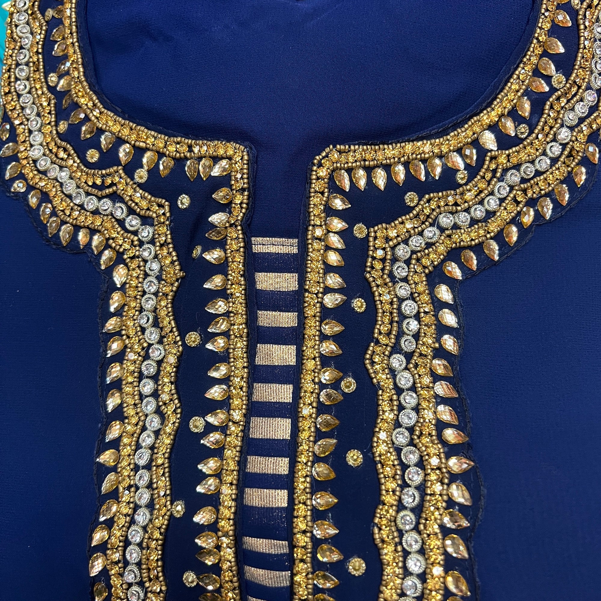 DT Georgette Kurti Size 44 - Vintage India NYC