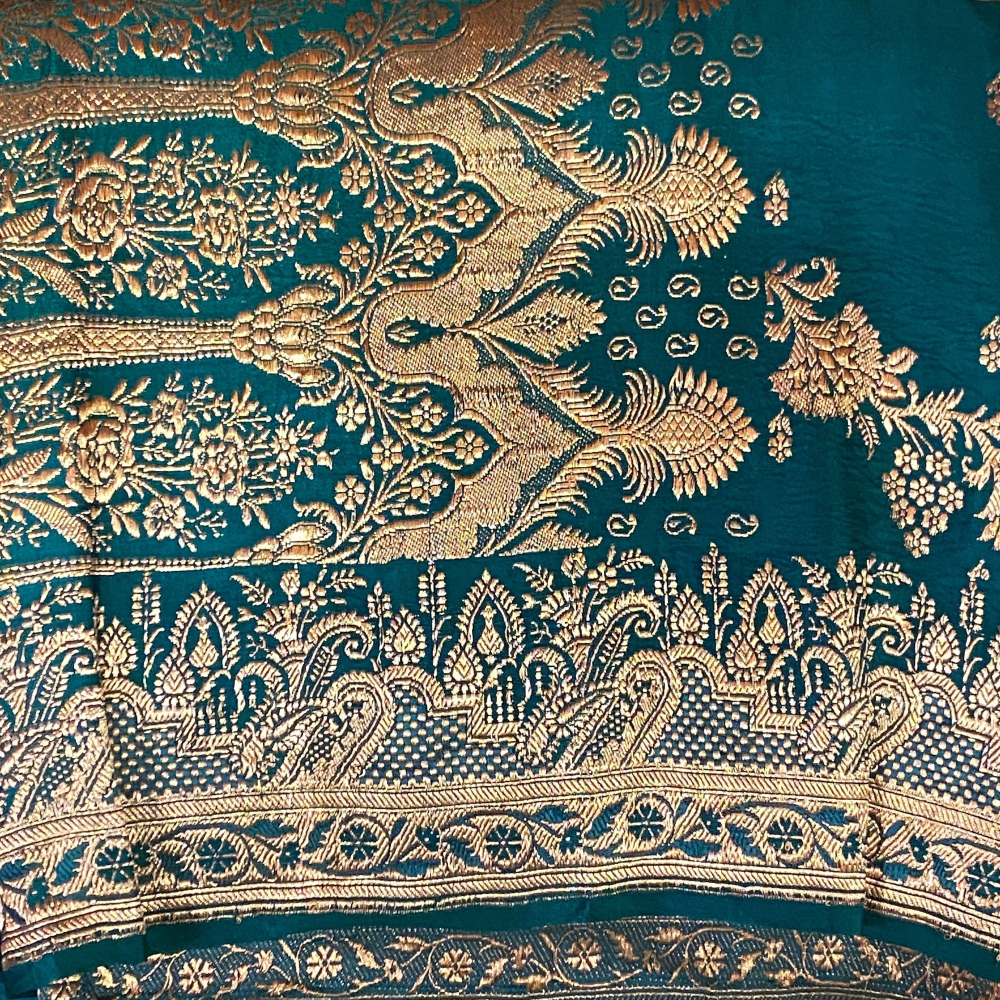 Vintage Banarasi Saree 621 - Vintage India NYC