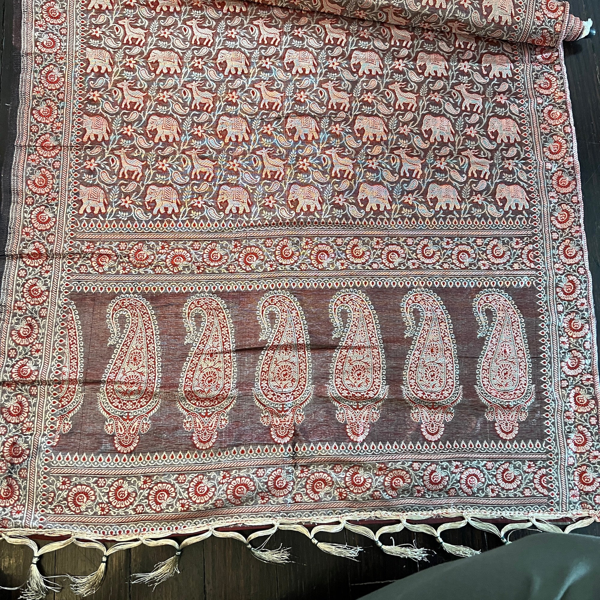 LH Banarsi SilkTable Runners-2 Styles - Vintage India NYC