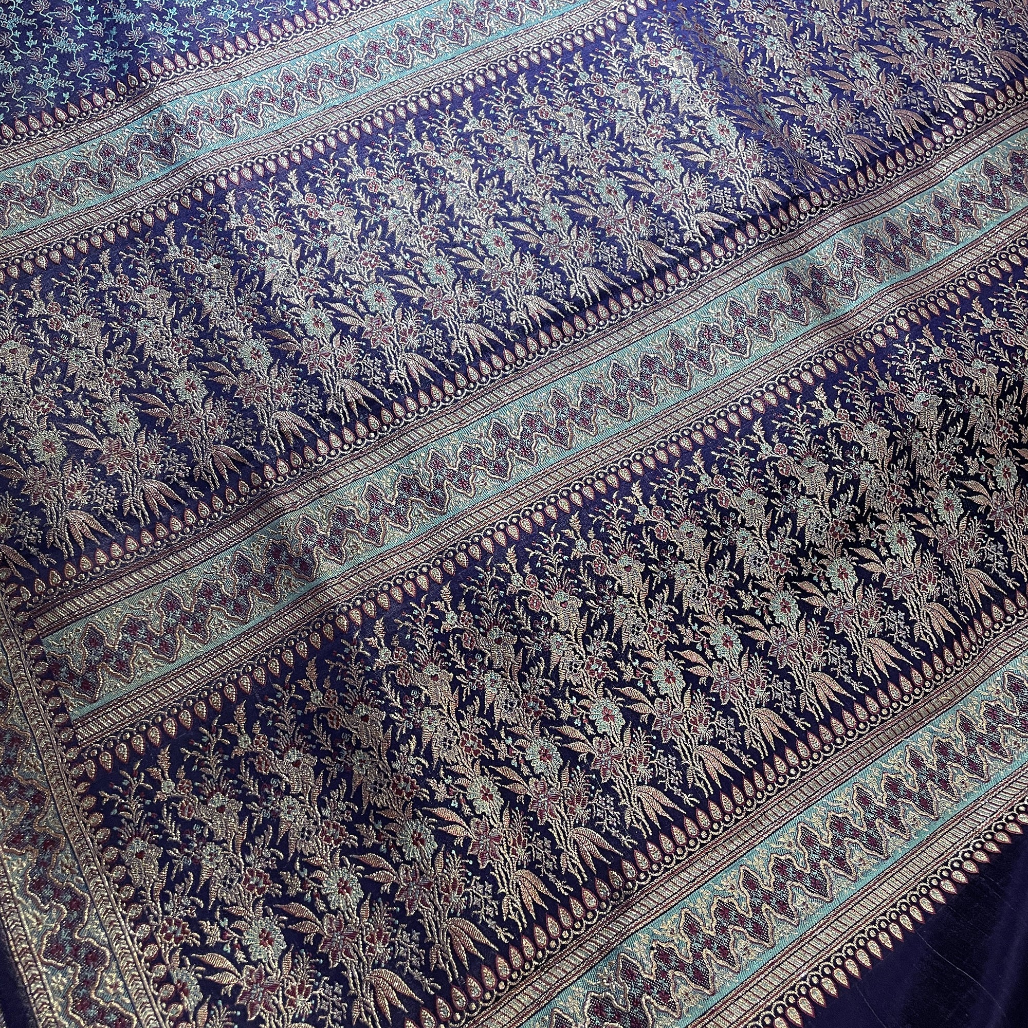 Vintage Banarasi Saree 612 - Vintage India NYC