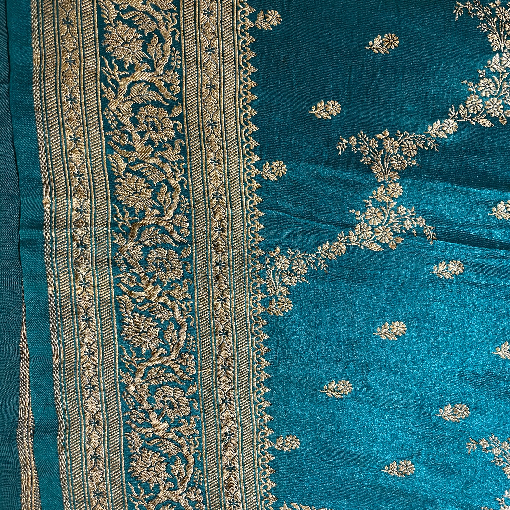 Vintage Banarasi Saree 615 - Vintage India NYC