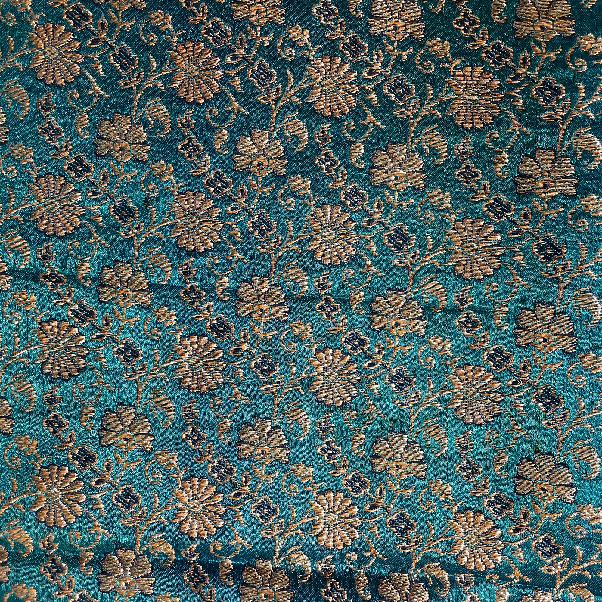 Vintage Banarasi Saree 616 - Vintage India NYC