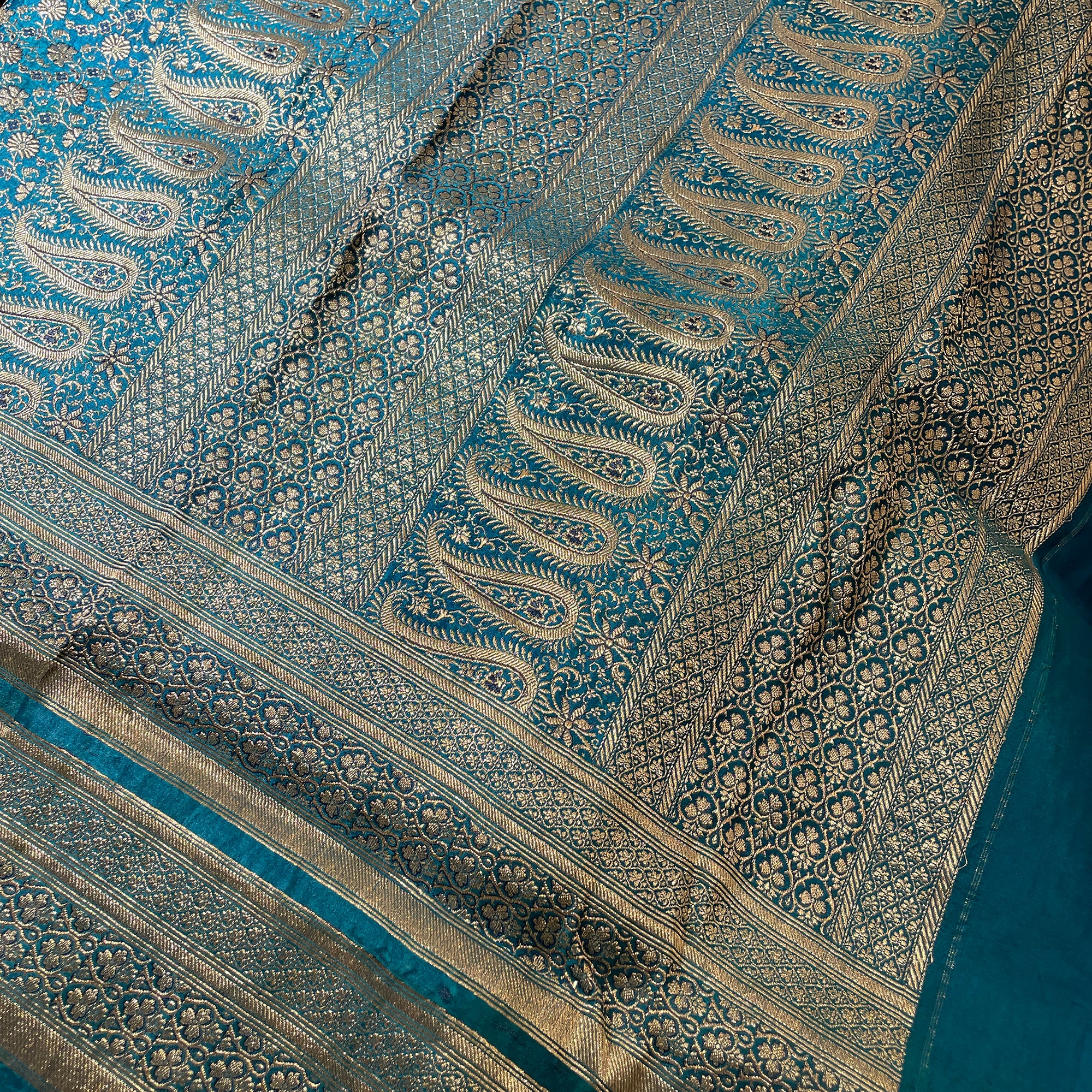 Vintage Banarasi Saree 616 - Vintage India NYC