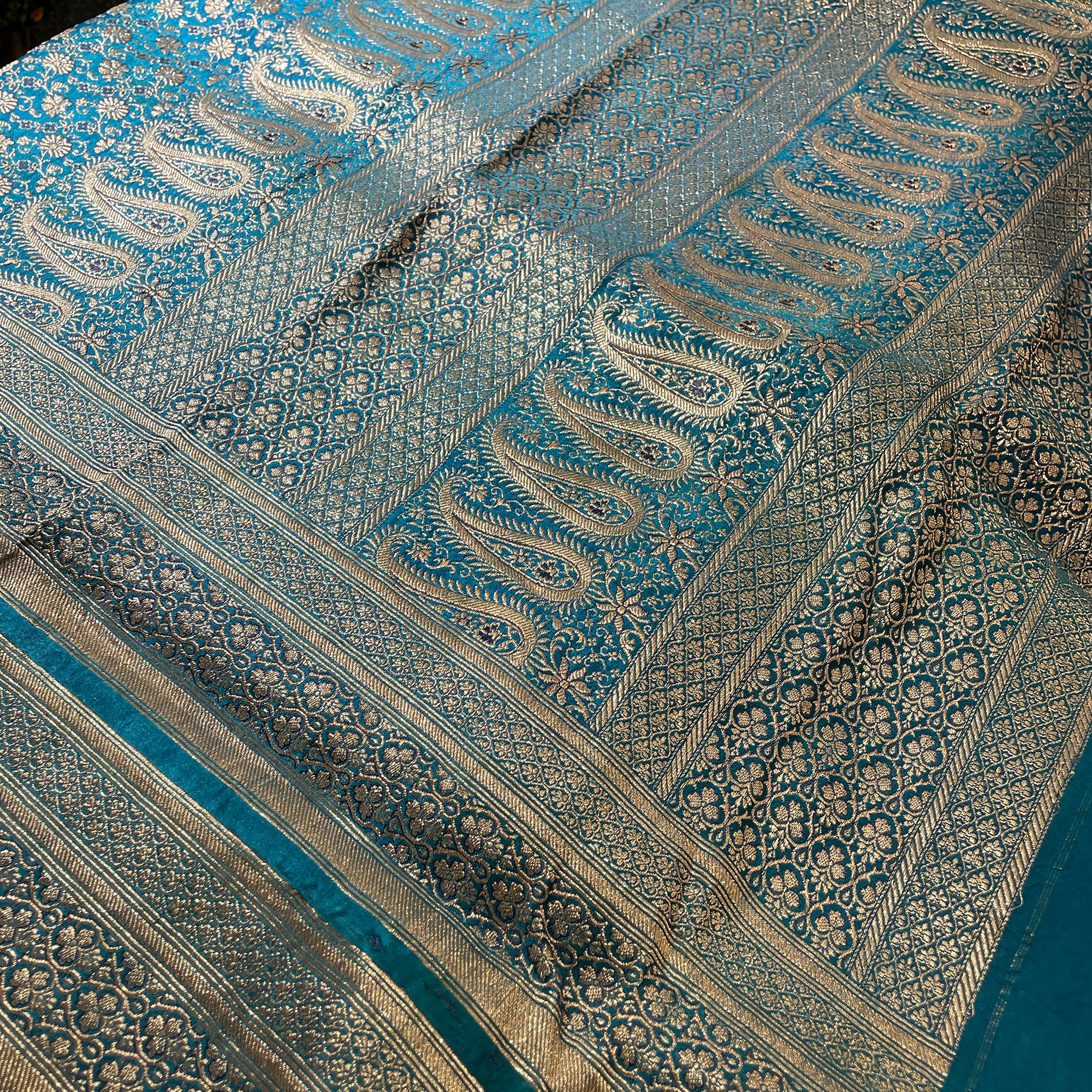 Vintage Banarasi Saree 616 - Vintage India NYC