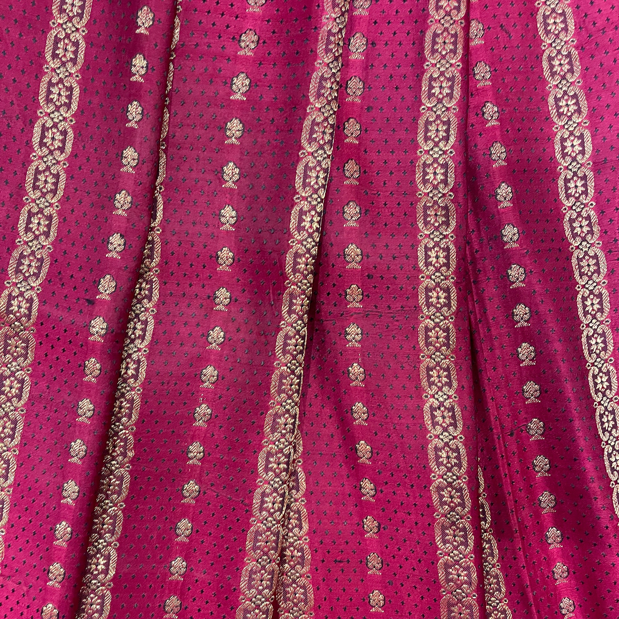 Vintage Banarasi Saree 110 - Vintage India NYC