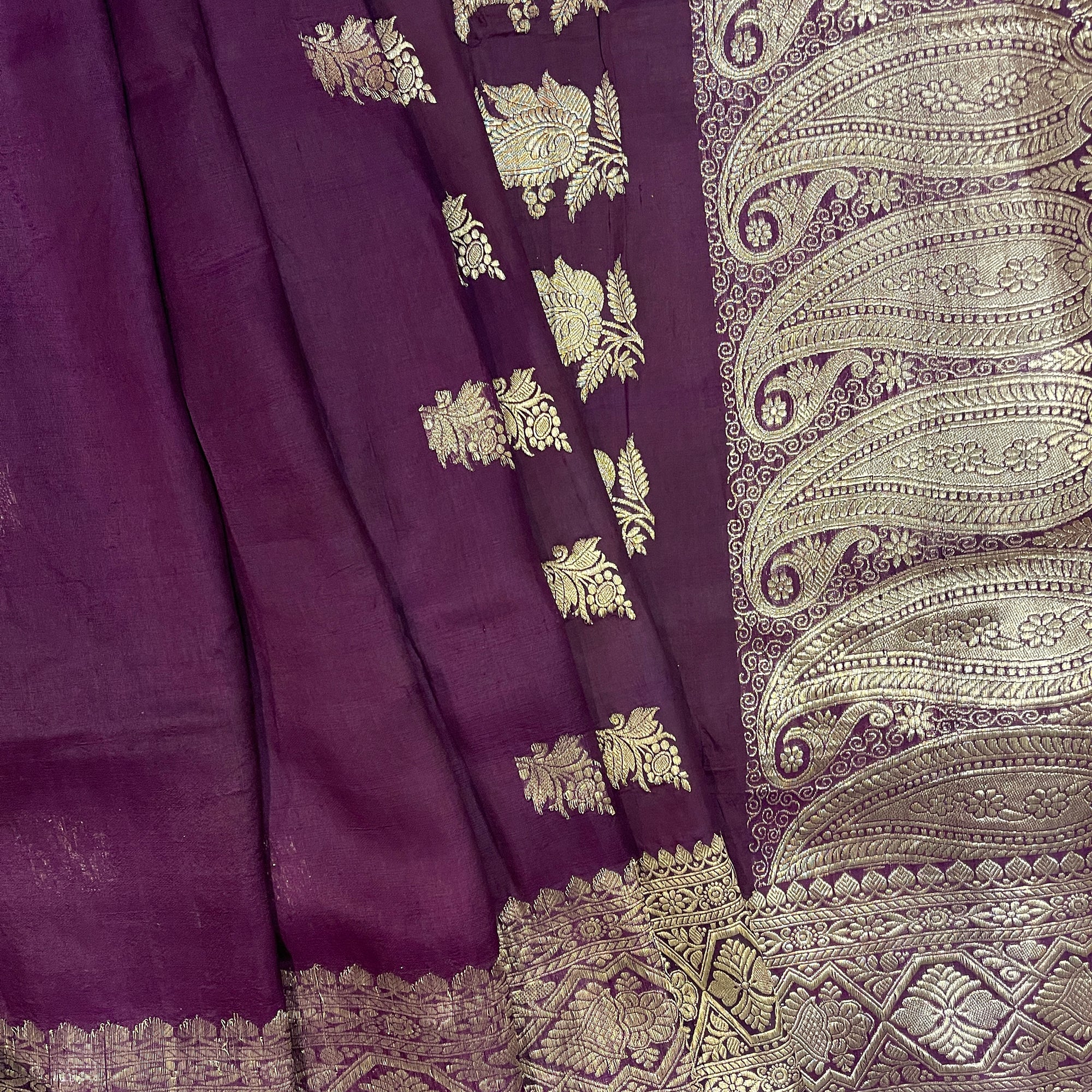 Vintage Banarasi Saree 227 - Vintage India NYC