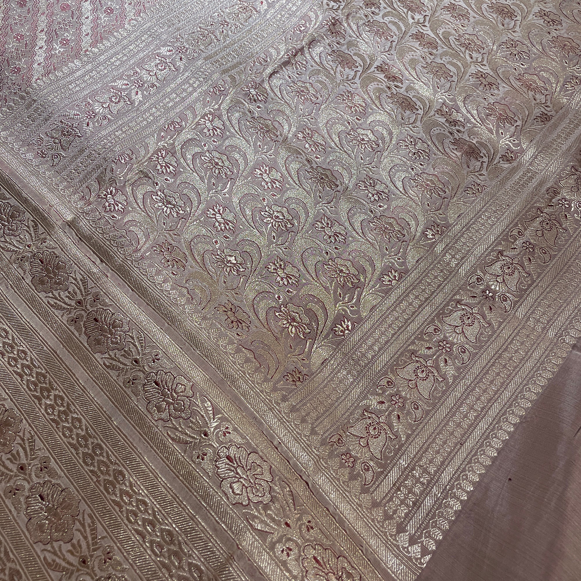 Vintage Banarasi Saree 708 - Vintage India NYC