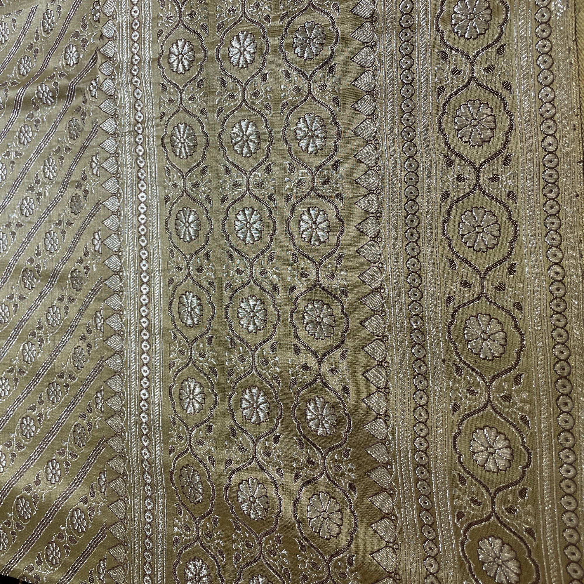 Vintage Banarasi Saree 709 - Vintage India NYC