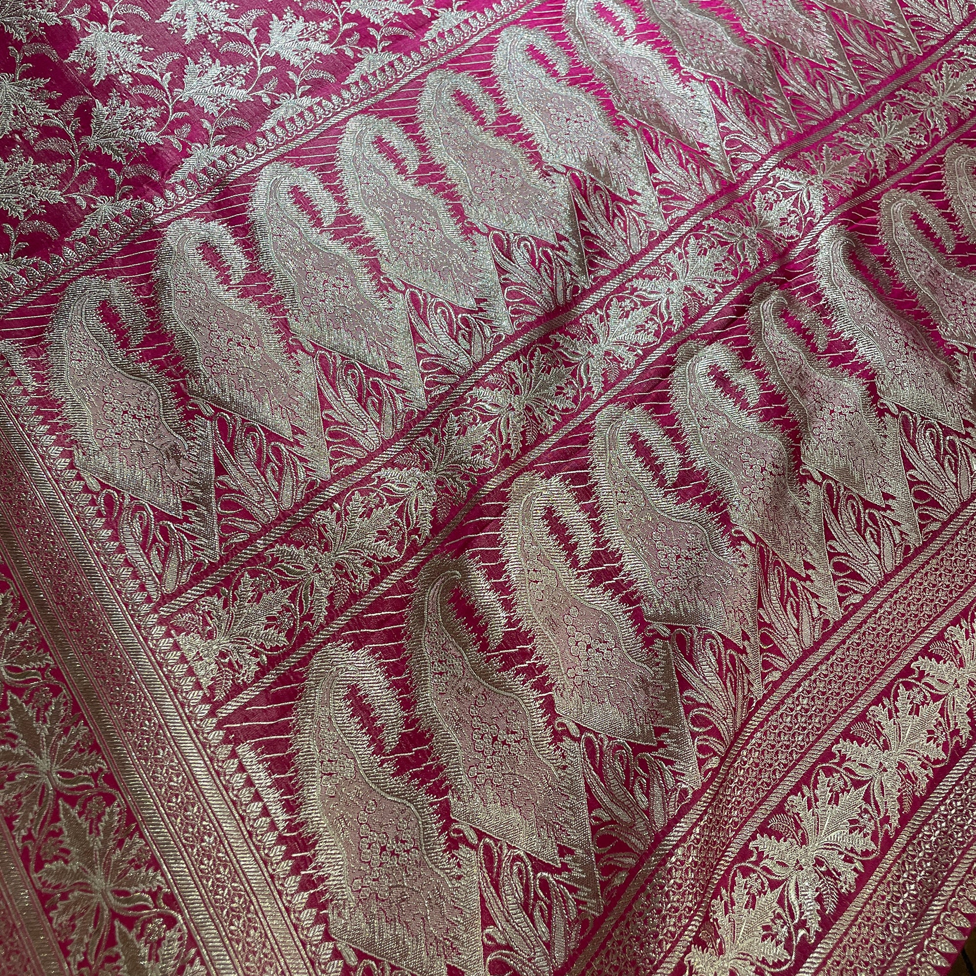 Vintage Banarasi Saree 715 - Vintage India NYC