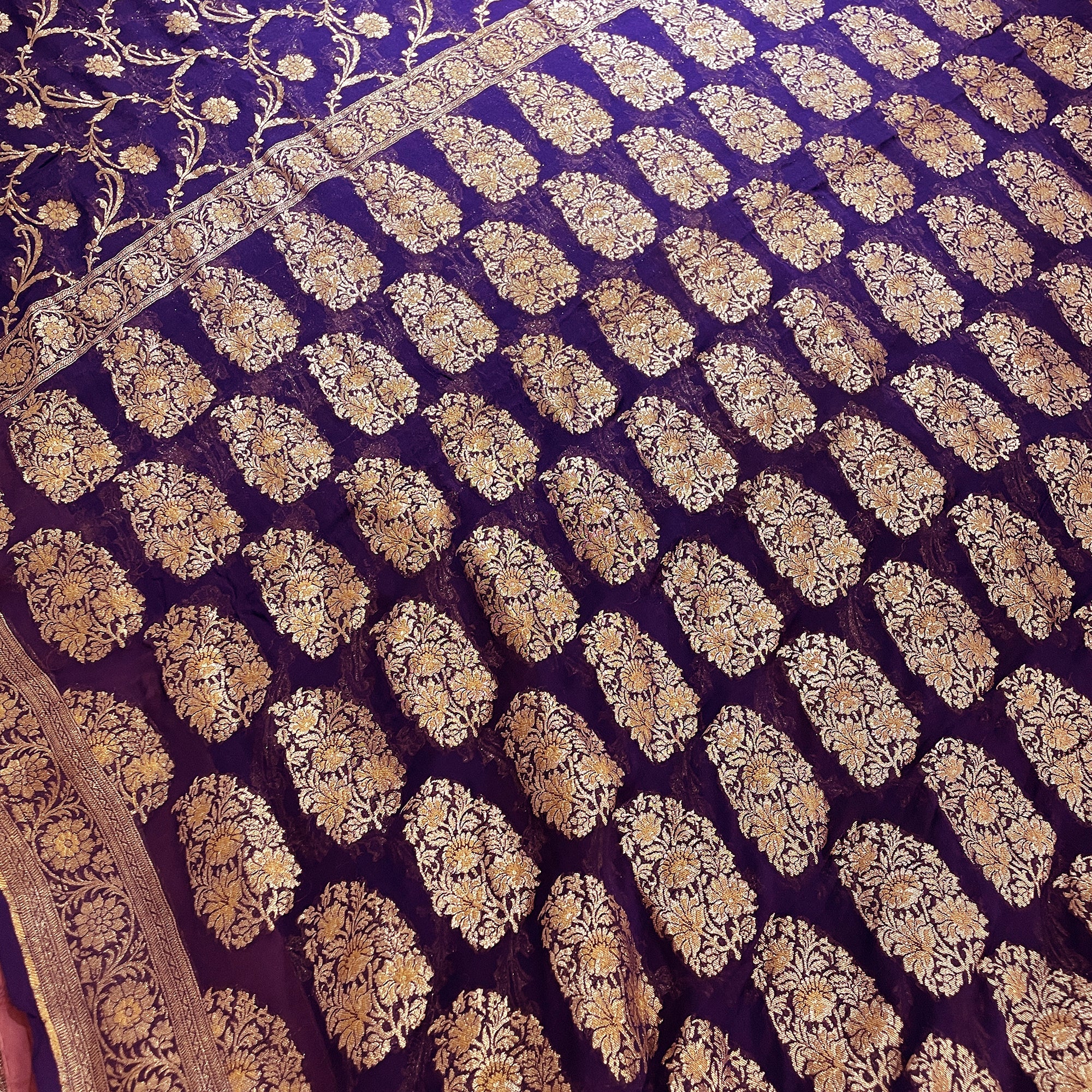 Vintage Banarasi Saree 725 - Vintage India NYC