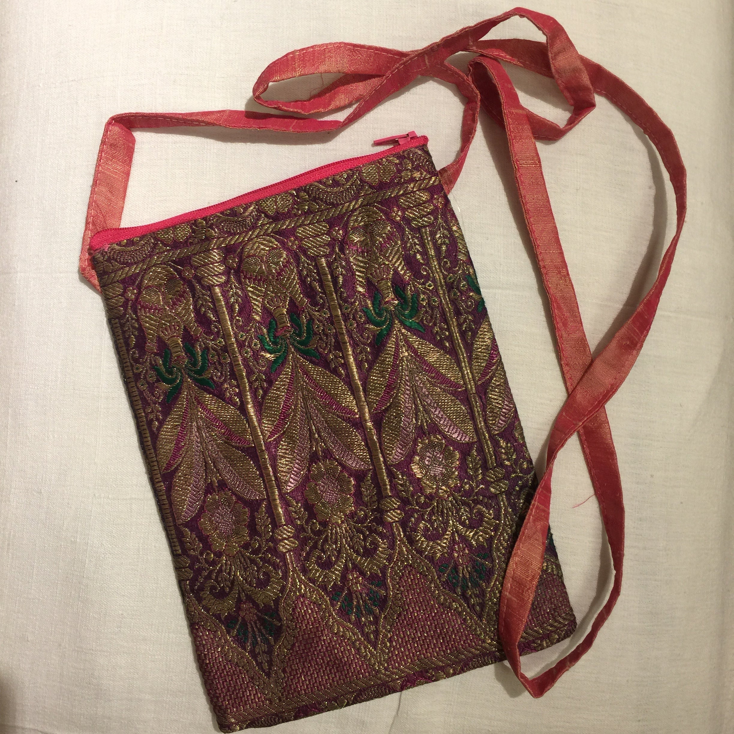 Vintage Saree Shoulder Pouch - Vintage India NYC