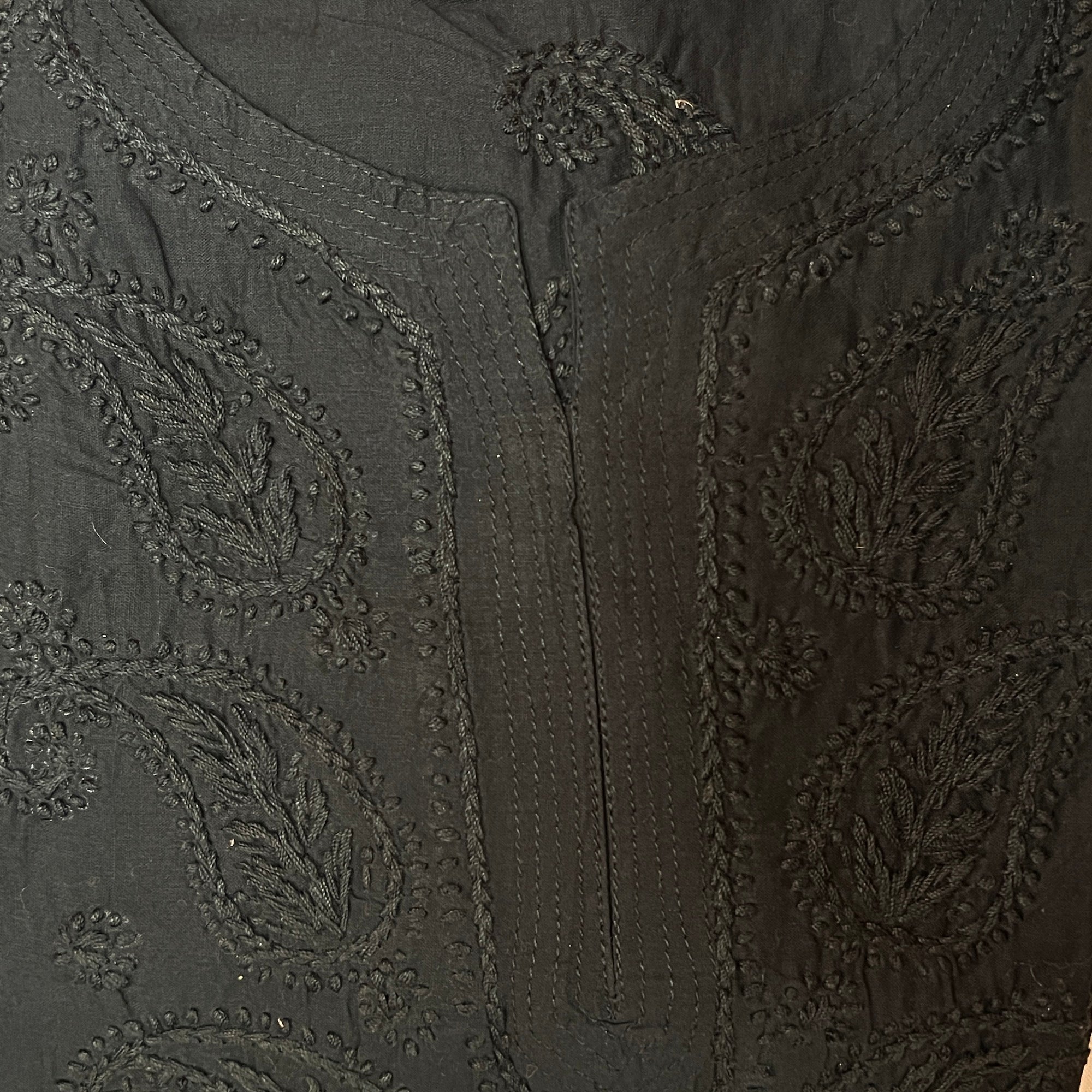 AR Long Embroidered Cotton Tunic Kurtis - M - Vintage India NYC