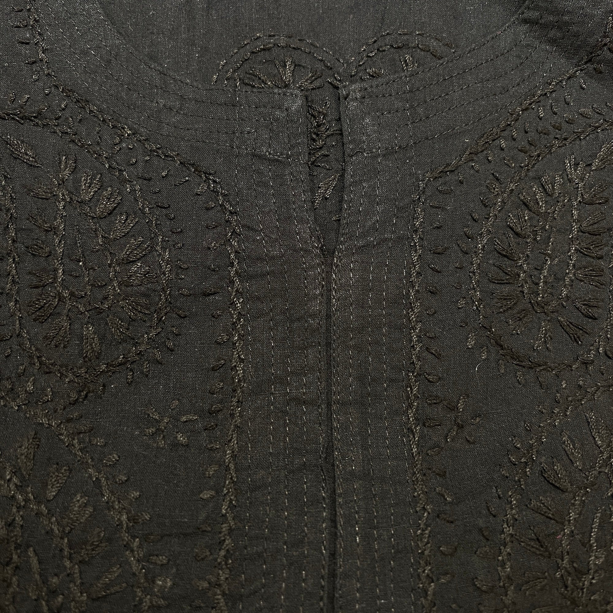 AR Short Embroidered Cotton Tunic Kurti-M - Vintage India NYC