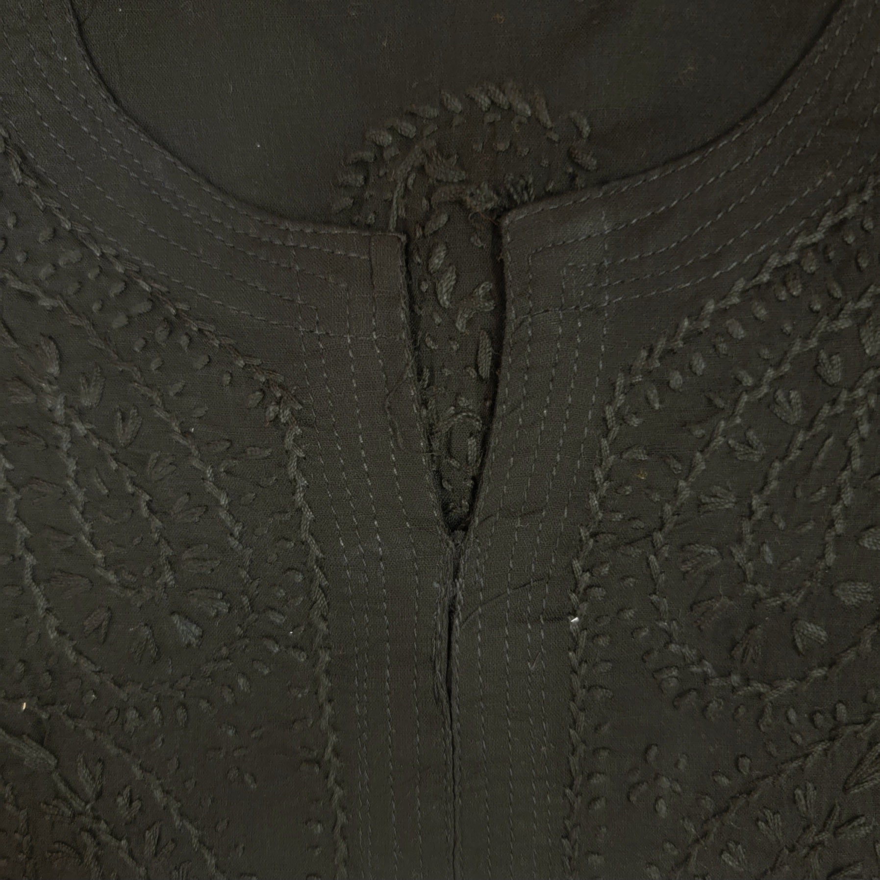 AR Short Embroidered Cotton Tunic Kurti-XS - Vintage India NYC