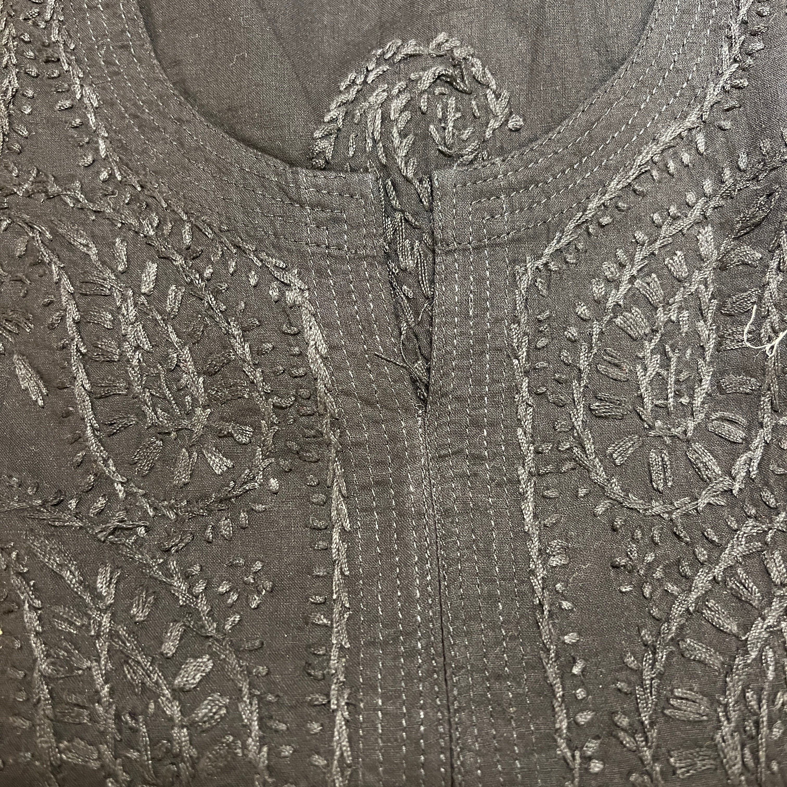 AR Short Embroidered Cotton Tunic Kurti-S - Vintage India NYC